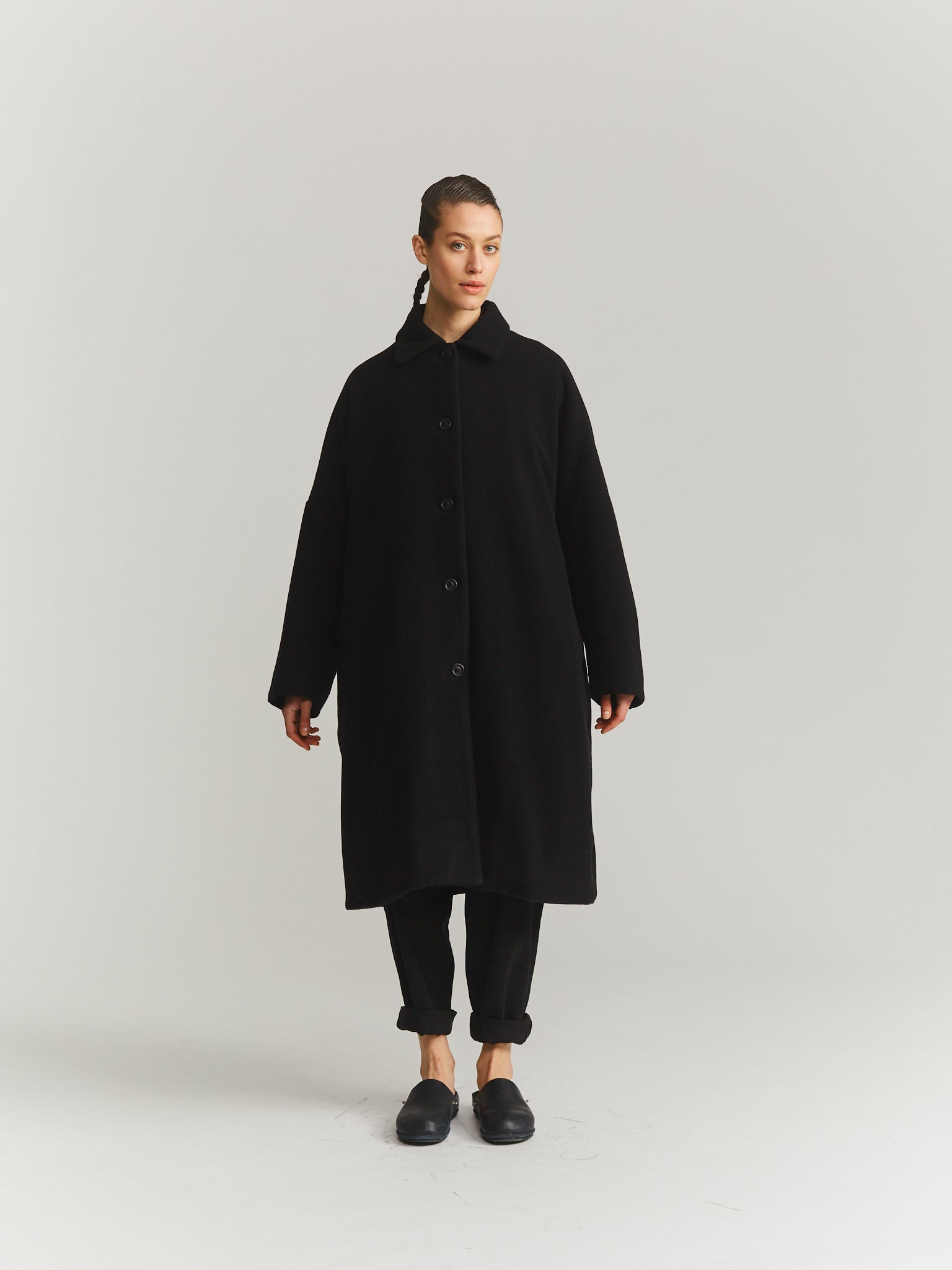 BIG BLOBBY COAT - KASPER - BLACK