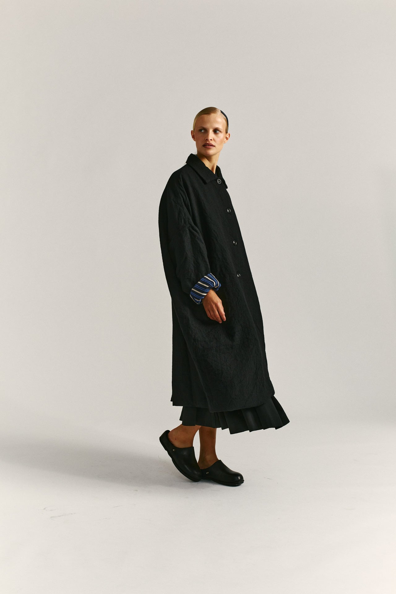 BIG BLOBBY COAT - NIGGLE - BLACK