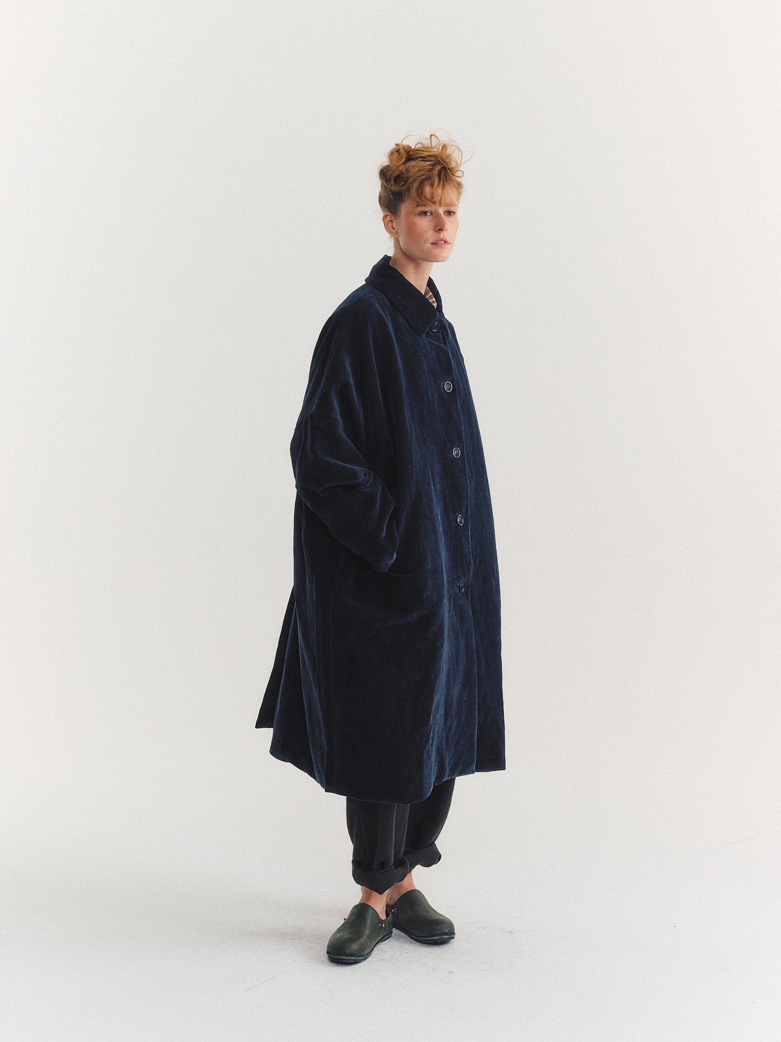 BIG BLOBBY COAT - MID VELVET - NAVY – Casey Casey
