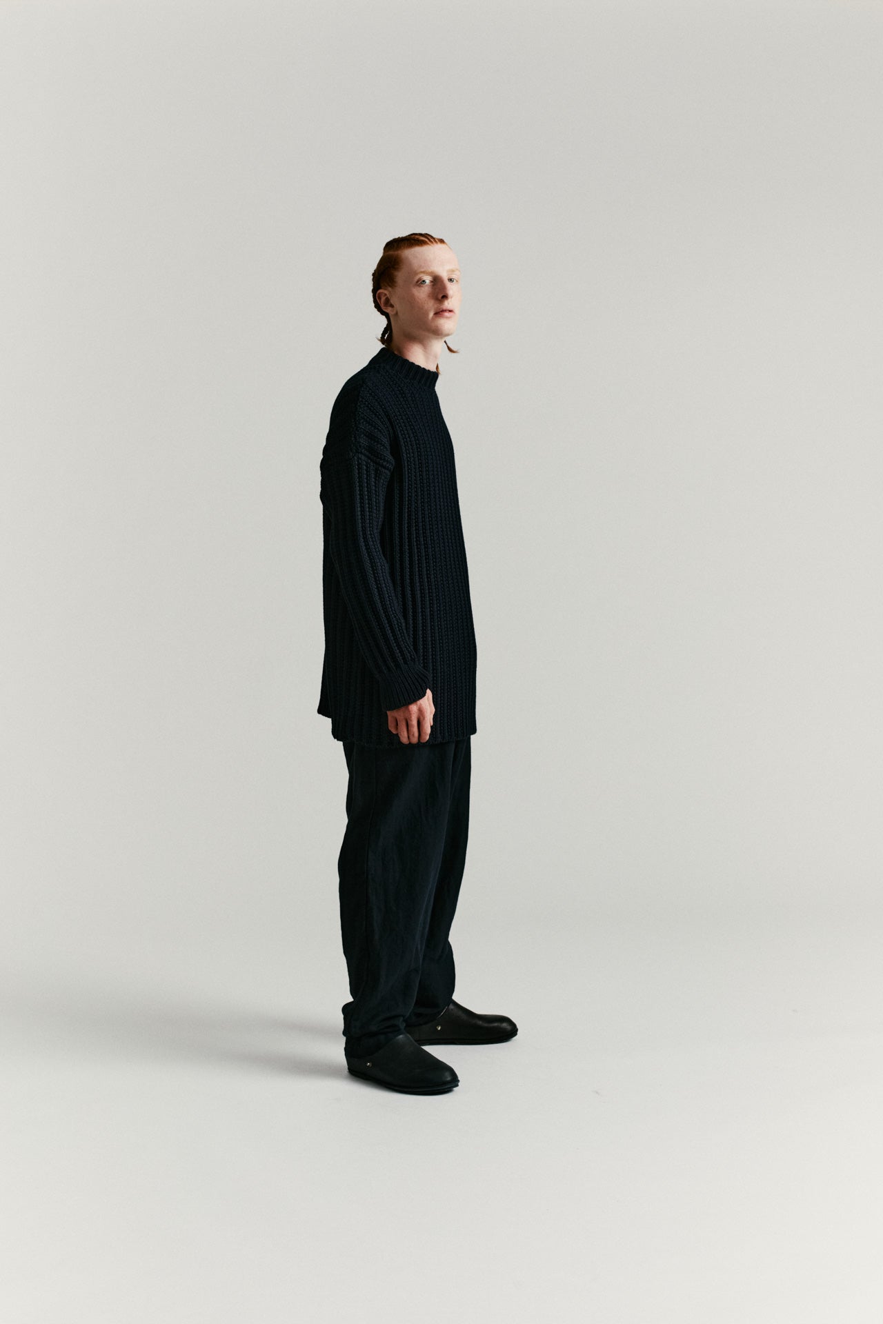 CREW NECK OPEN RIB SWEATER - WOOLY - NAVY – Casey Casey