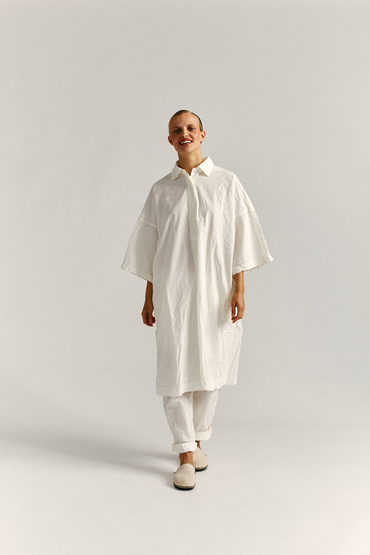 BIG T DRESS - PAPER - WHITE