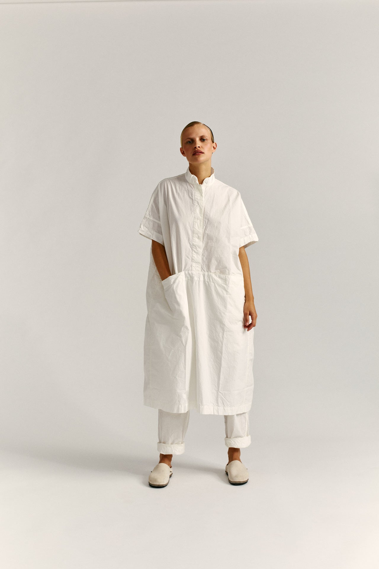 TEED DRESS - PAPER - WHITE