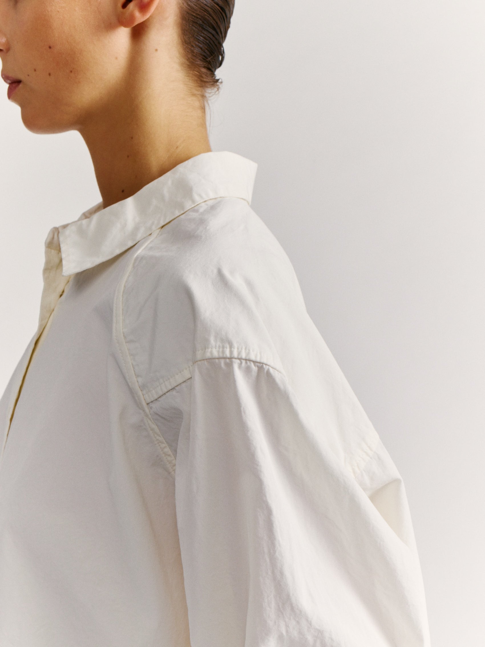DRAYS TRAVAIL SHIRT - PAPER COT - OFF WHITE