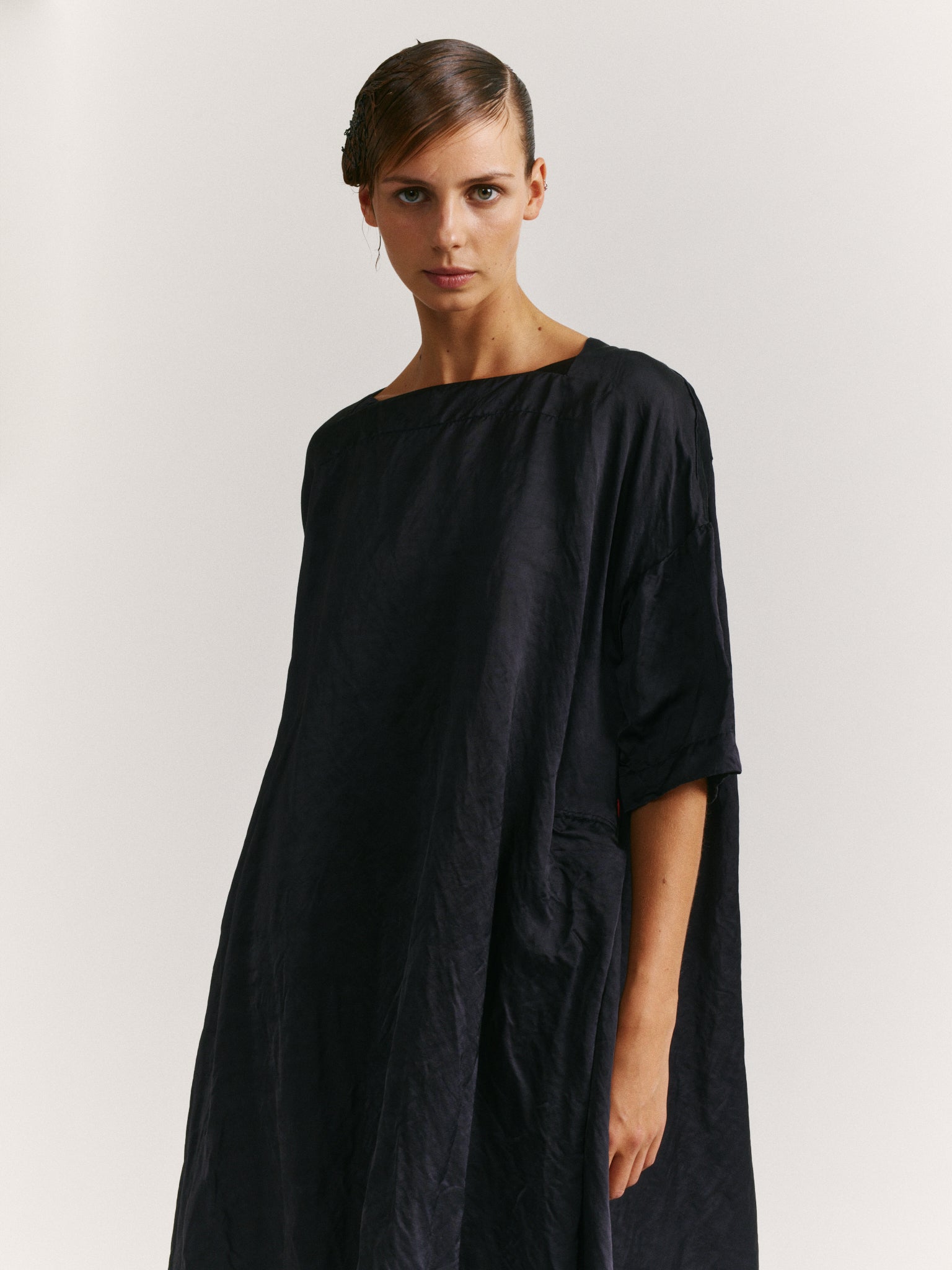 WOW DRESS - SATIN - NIGHT