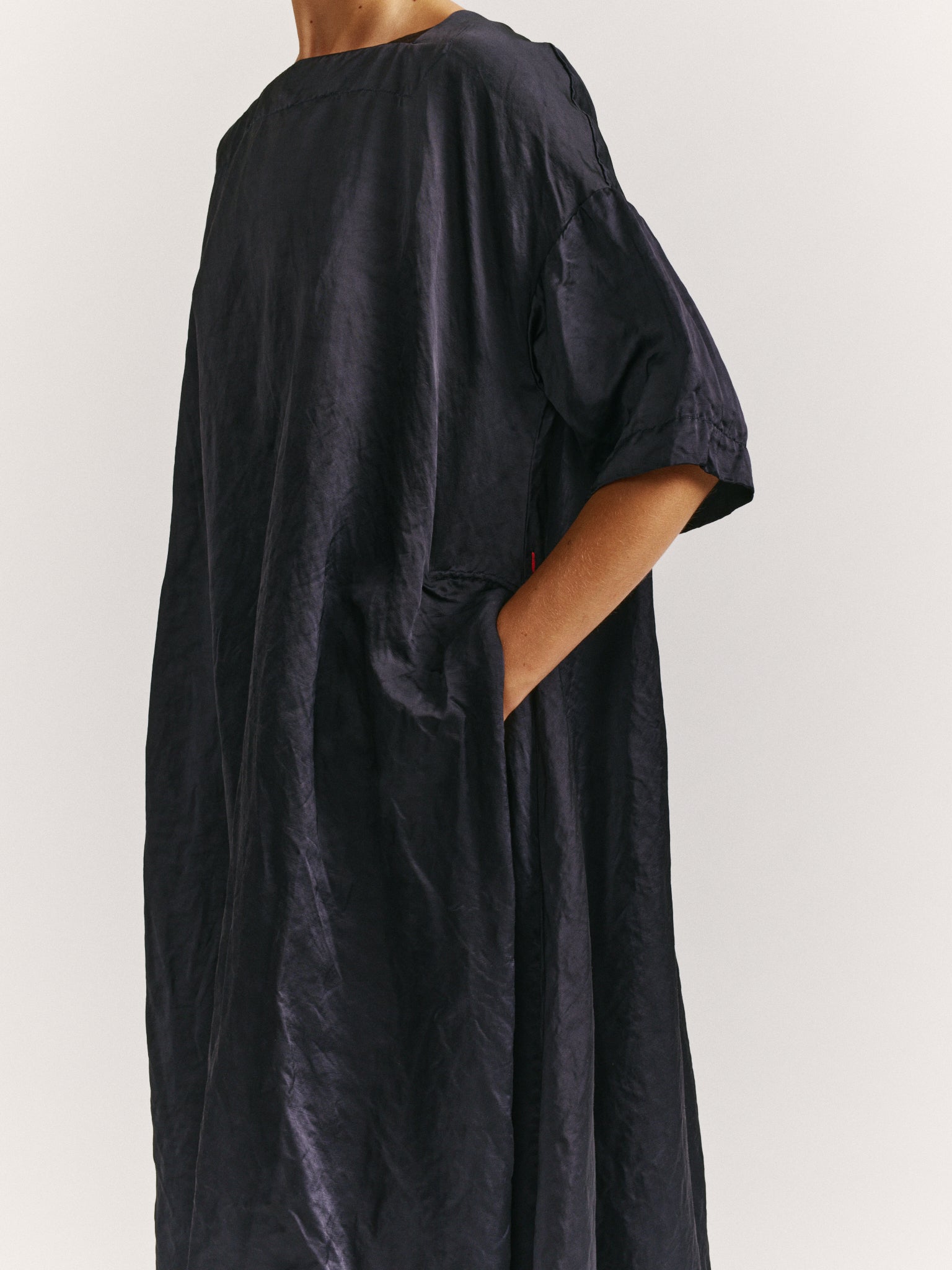 WOW DRESS - SATIN - NIGHT