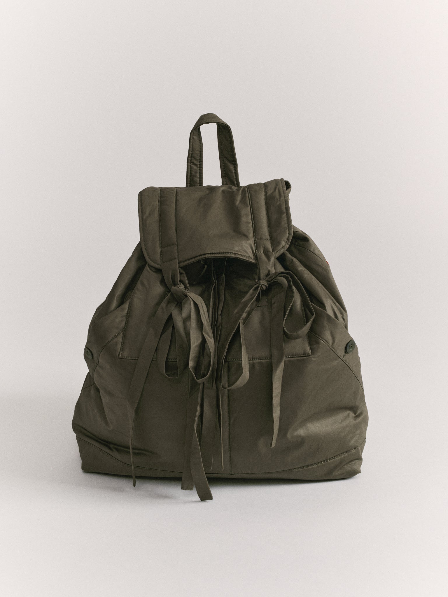SAC À DOS MILI - LACQUED - OLIVE