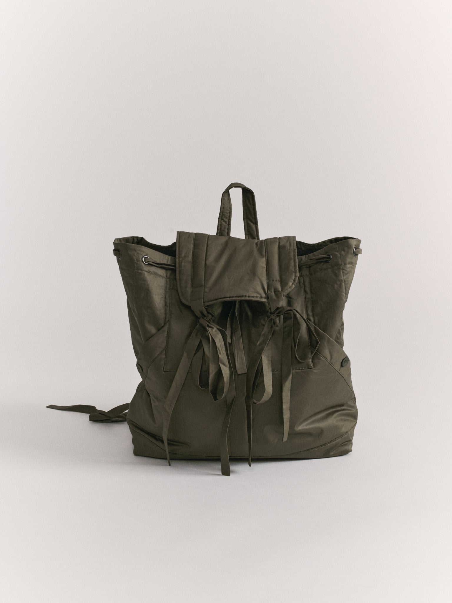 SAC À DOS MILI - LACQUED - OLIVE