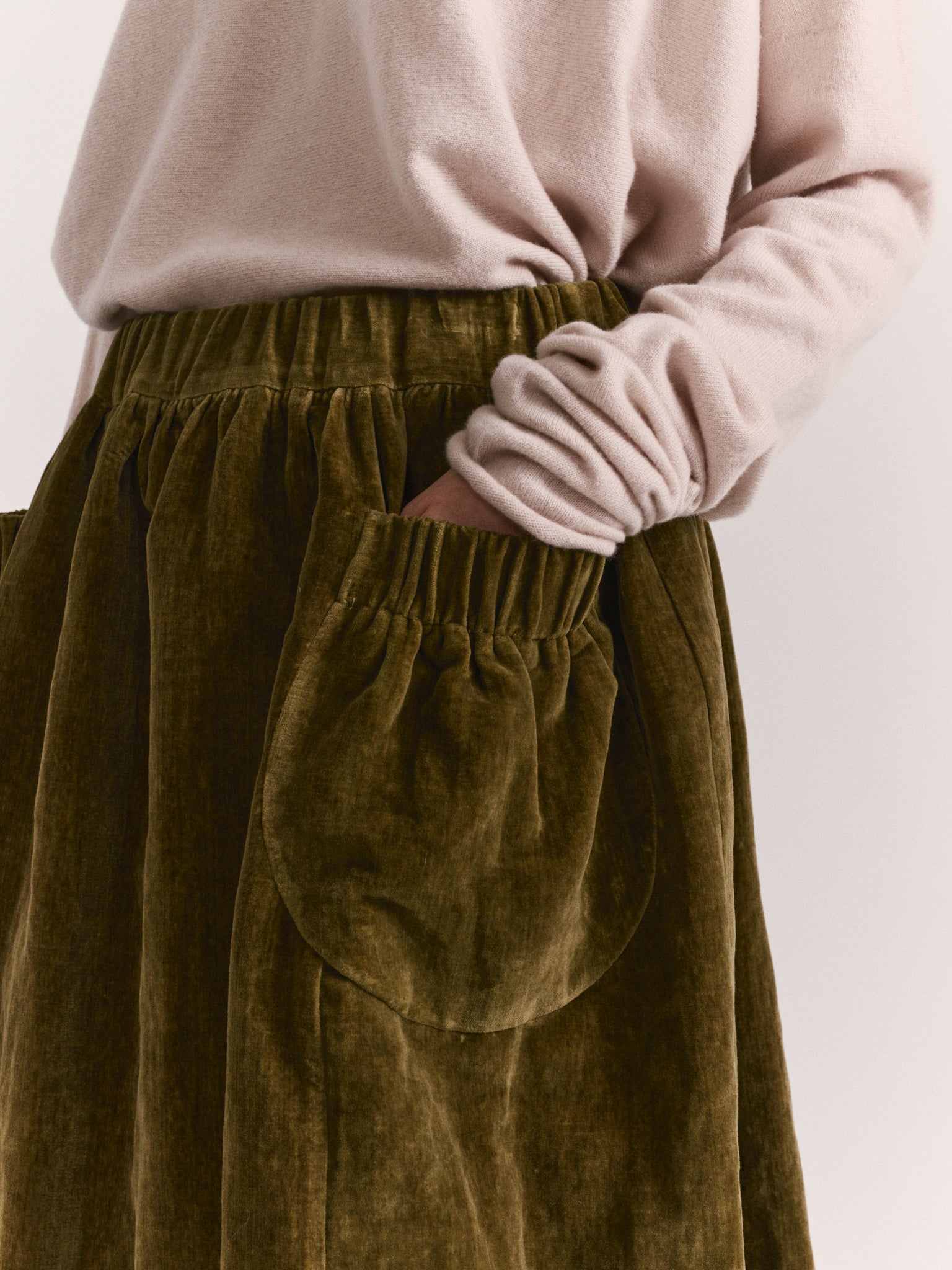 GHOST SKIRT - MID VELVET - TAUPE