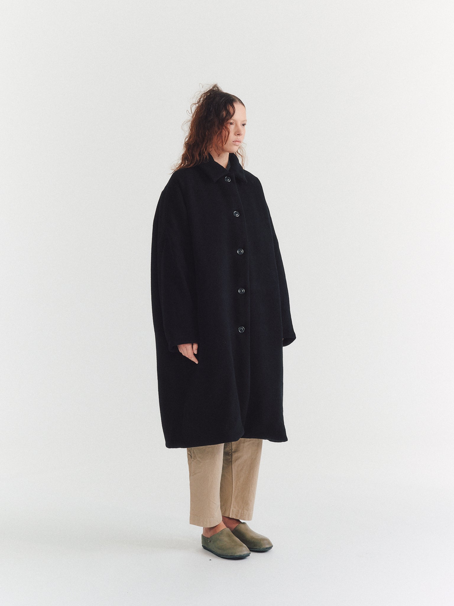 BIG BLOBBY COAT - KASPER - BLACK