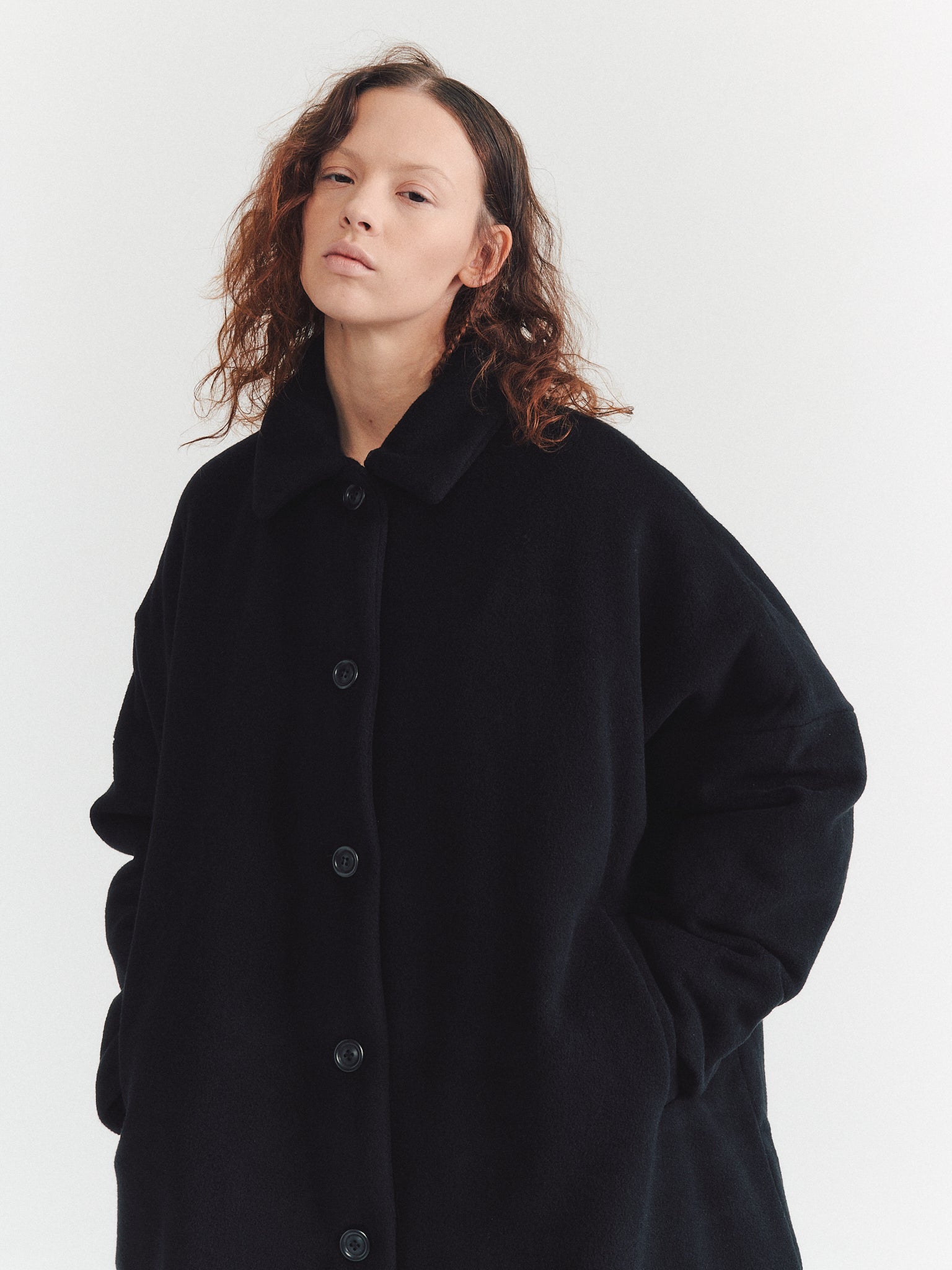 BIG BLOBBY COAT - KASPER - BLACK
