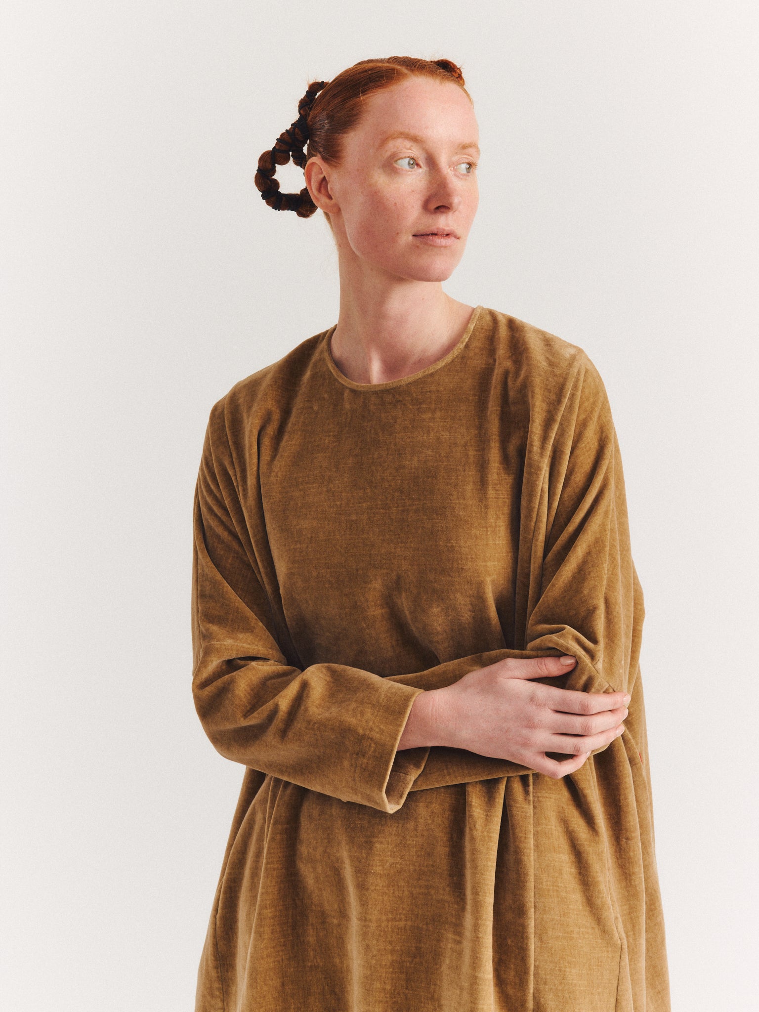 PYJ ROUCH DRESS - L VELVET - BEIGE