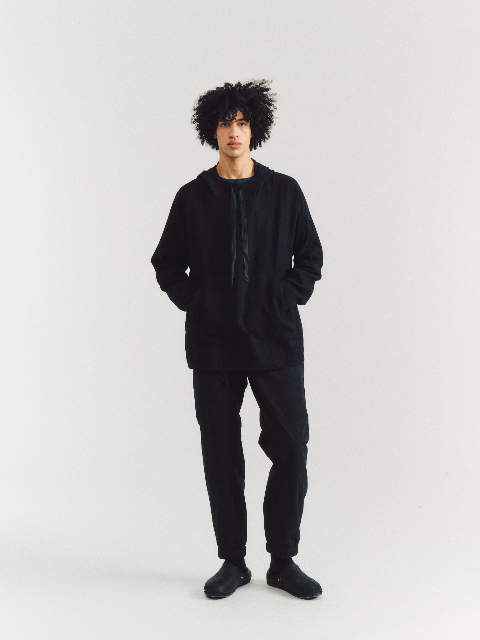 HIGA HOOD- FOSCA - BLACK