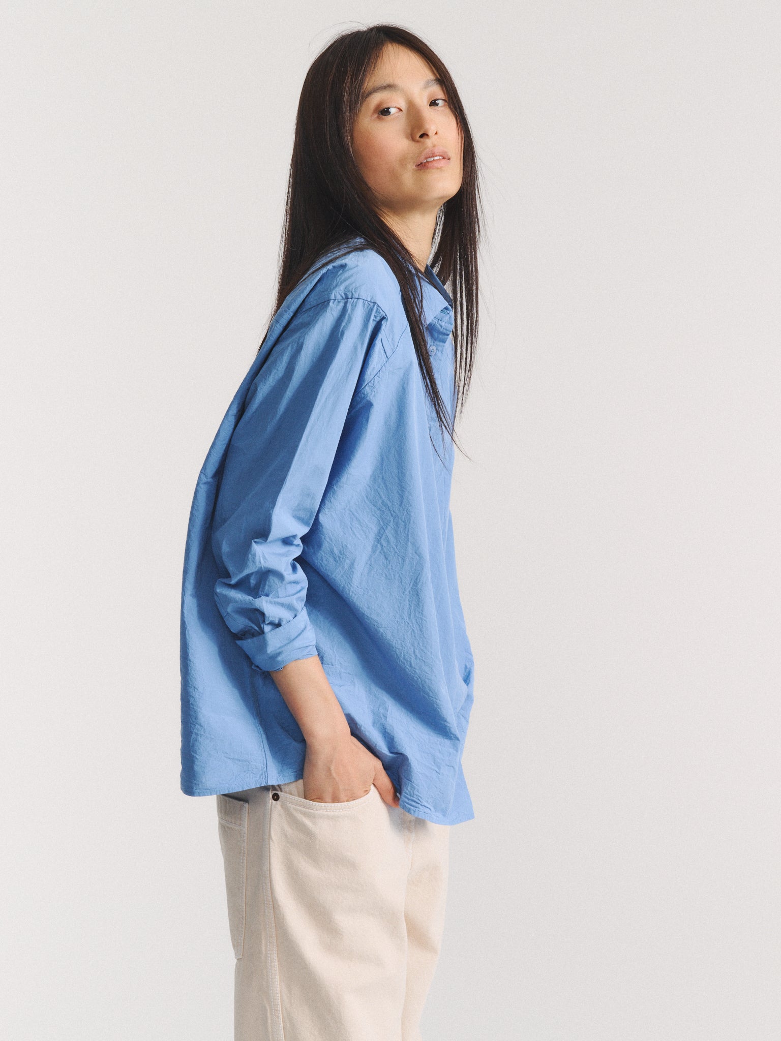 DRAYS TRAVAIL SHIRT - CHALK POPLIN - L BLUE
