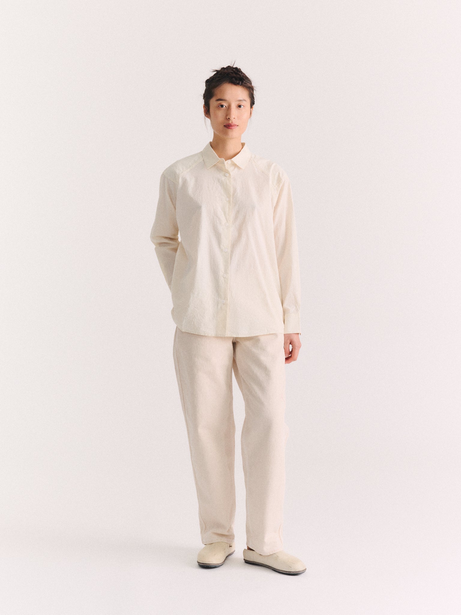DRAYS TRAVAIL SHIRT - CHALK POPLIN - OFF WHITE