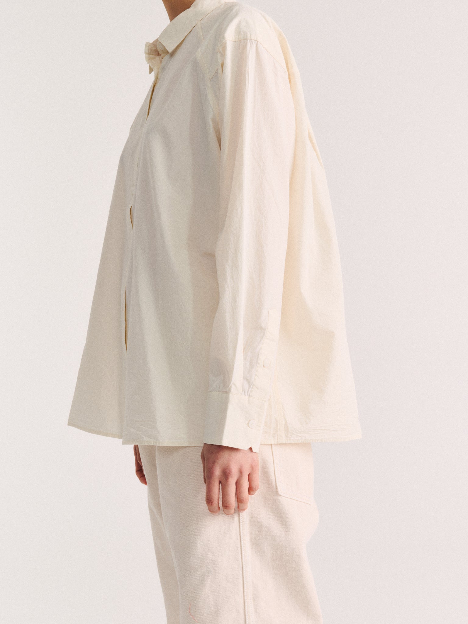 DRAYS TRAVAIL SHIRT - CHALK POPLIN - OFF WHITE