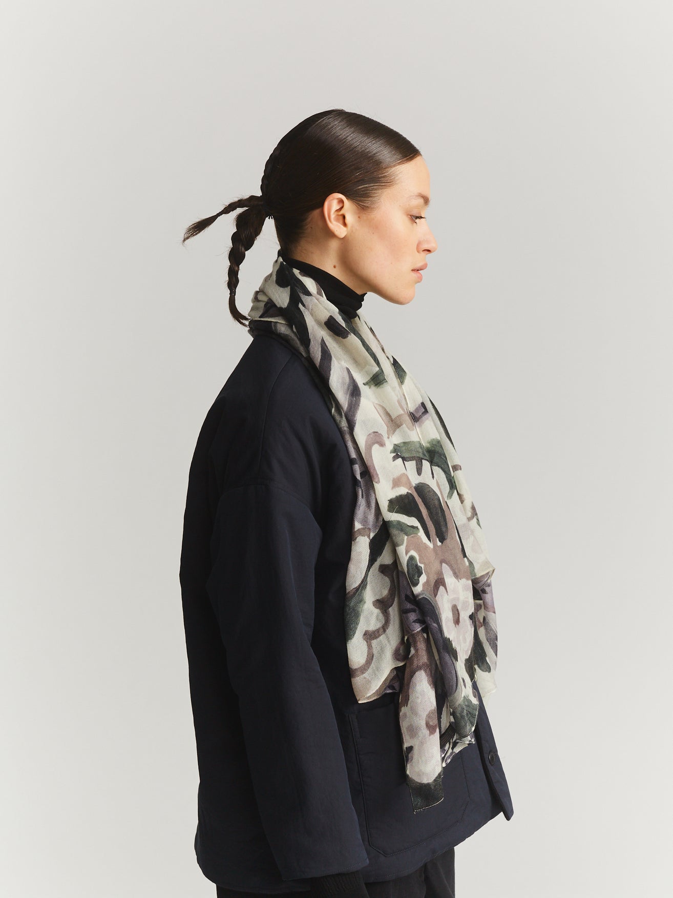 VMCASSY Scarf - Black main image 0