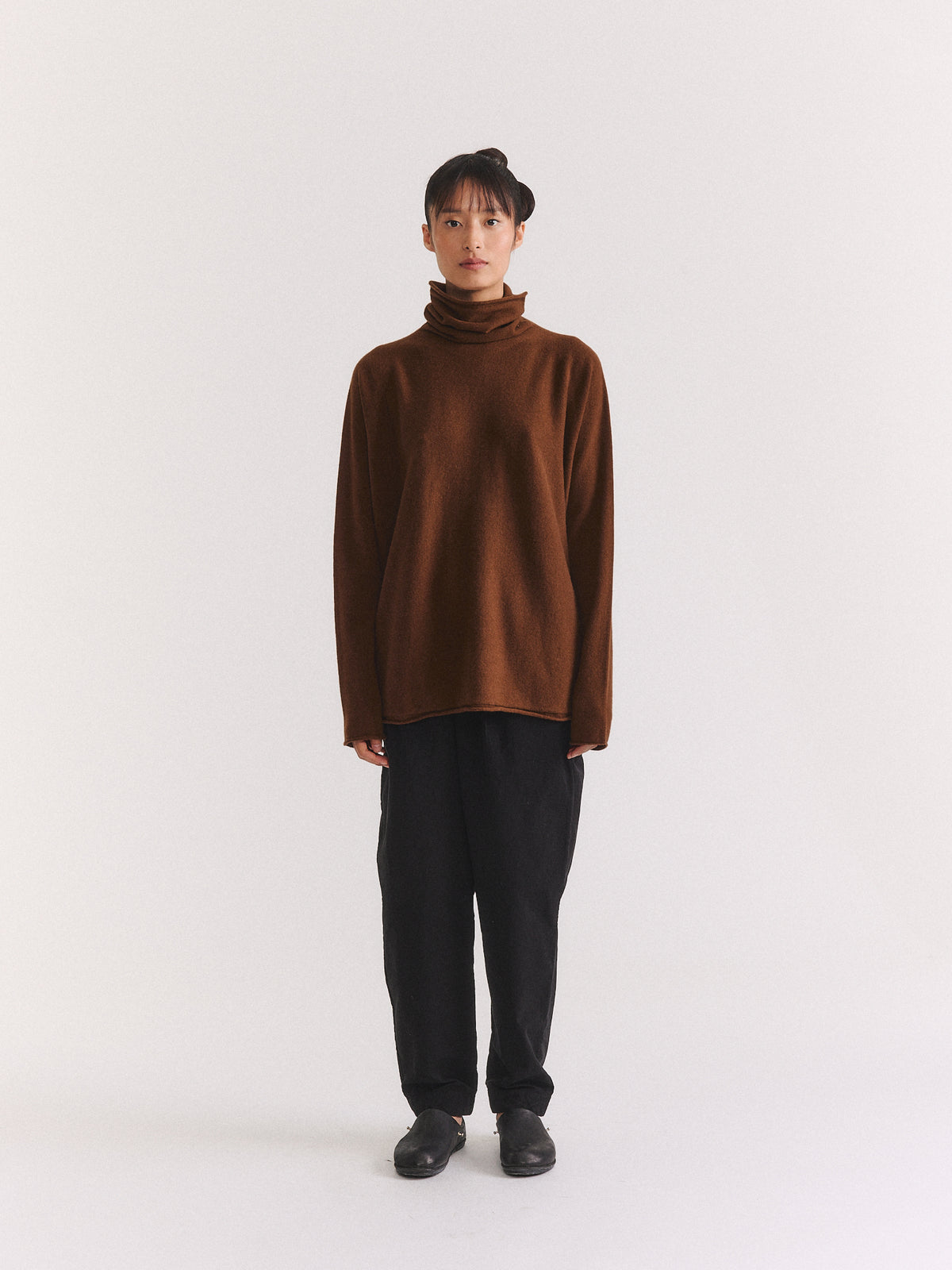 CHIMNEY SEAMLESS JUMPER - CASH - MOCHA