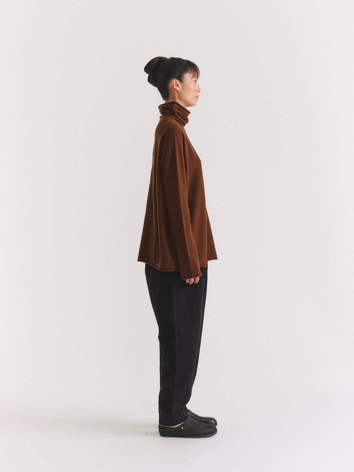 CHIMNEY SEAMLESS JUMPER - CASH - MOCHA