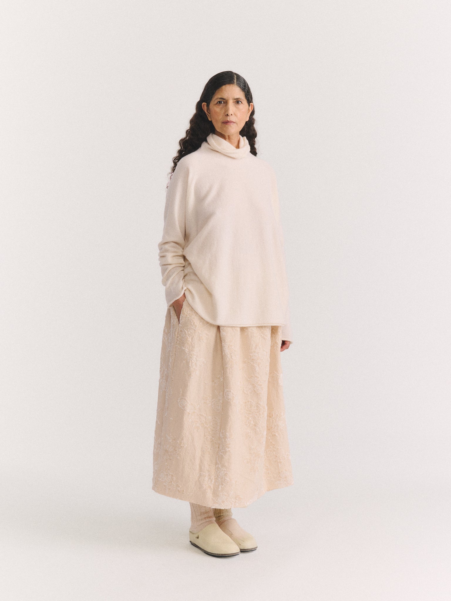 CHIMNEY SEAMLESS JUMPER - CASH - PORCELAIN