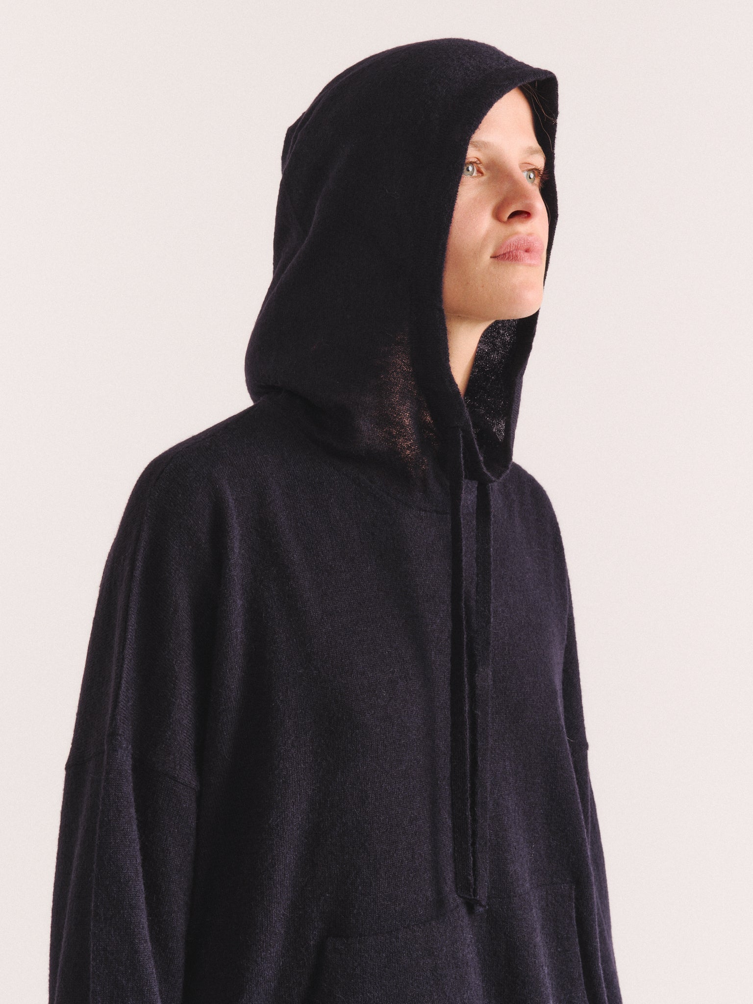HOODIE - ALPAWO - NIGHT