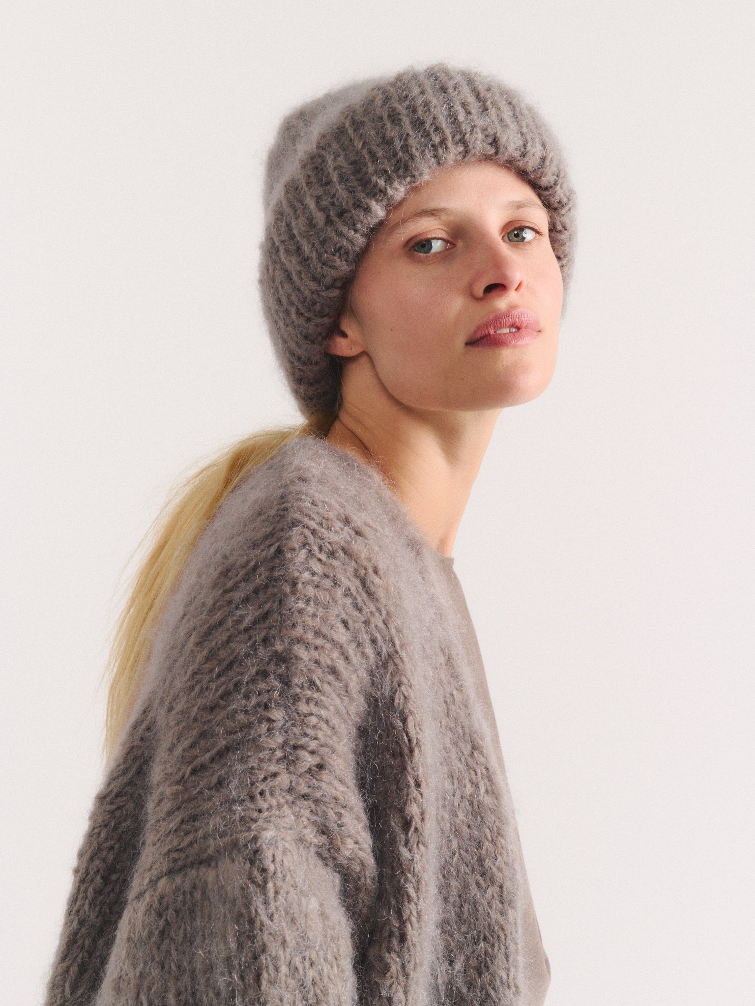 BEANIE - MOHAIR - KHAKI