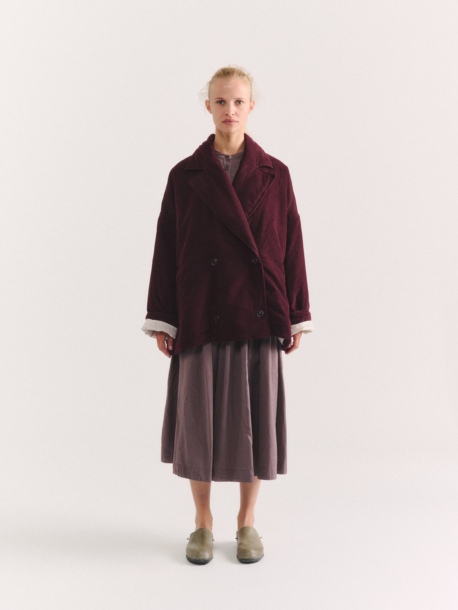 LUNA SHORT COAT - PIN CORD - BURGUNDY