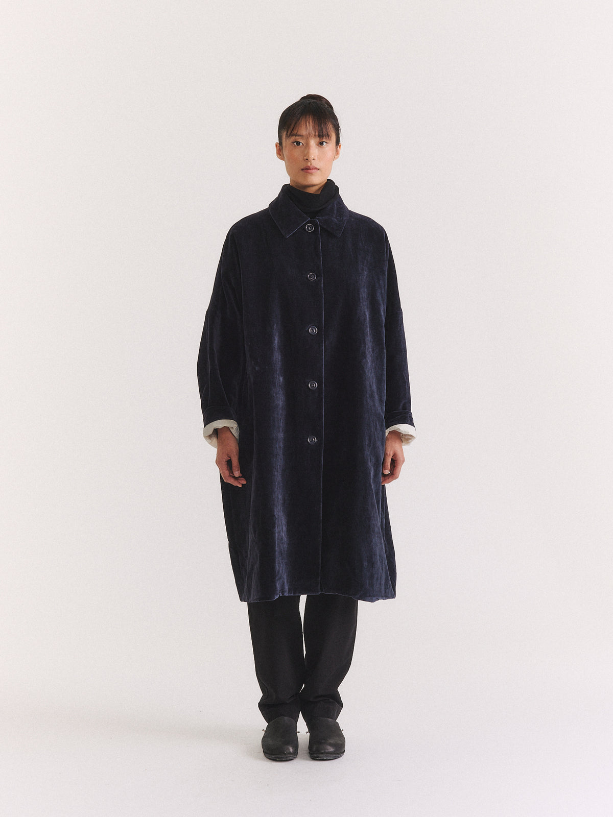 BIG BLOBBY COAT - MID VELVET - NAVY