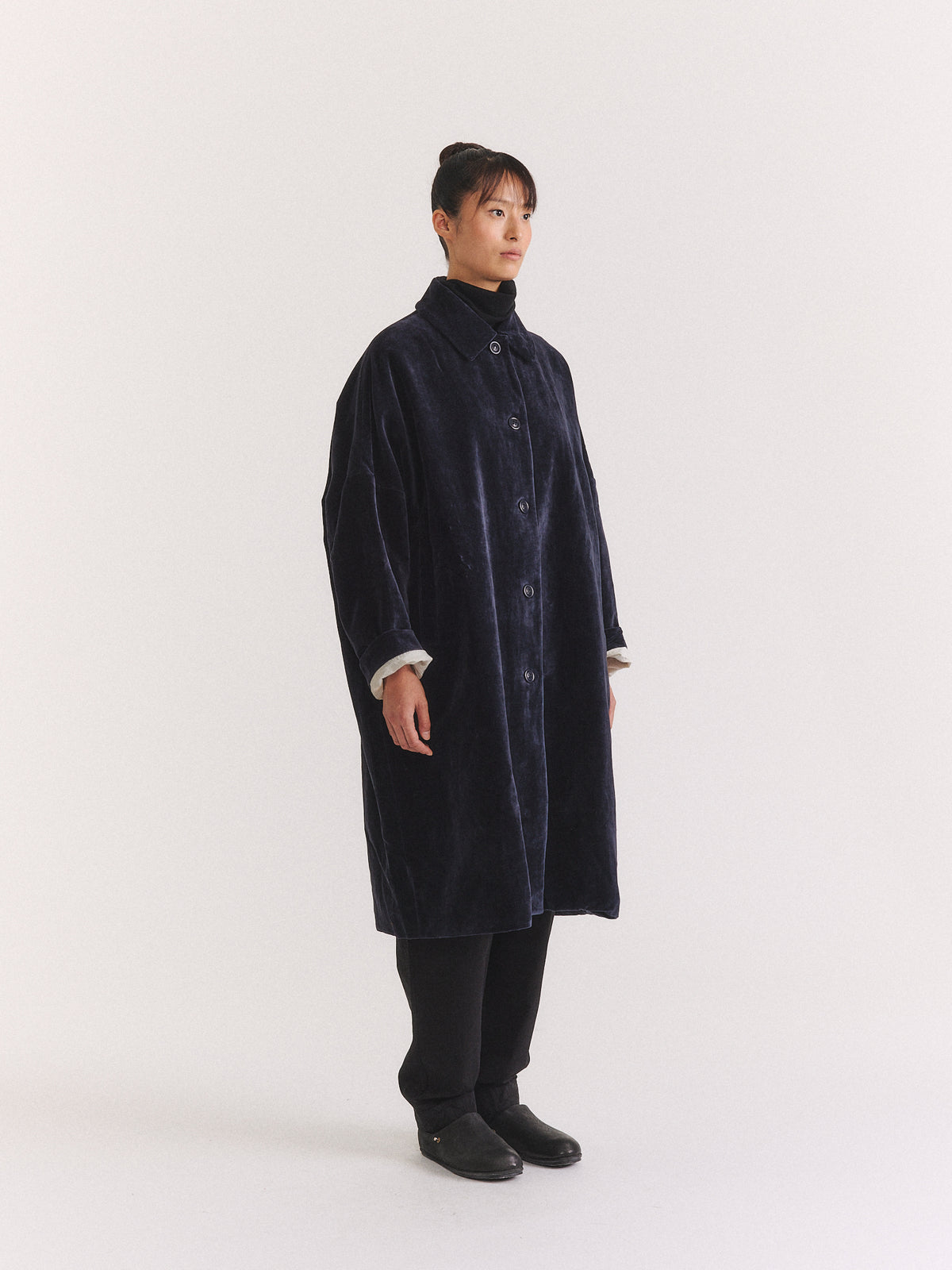 BIG BLOBBY COAT - MID VELVET - NAVY