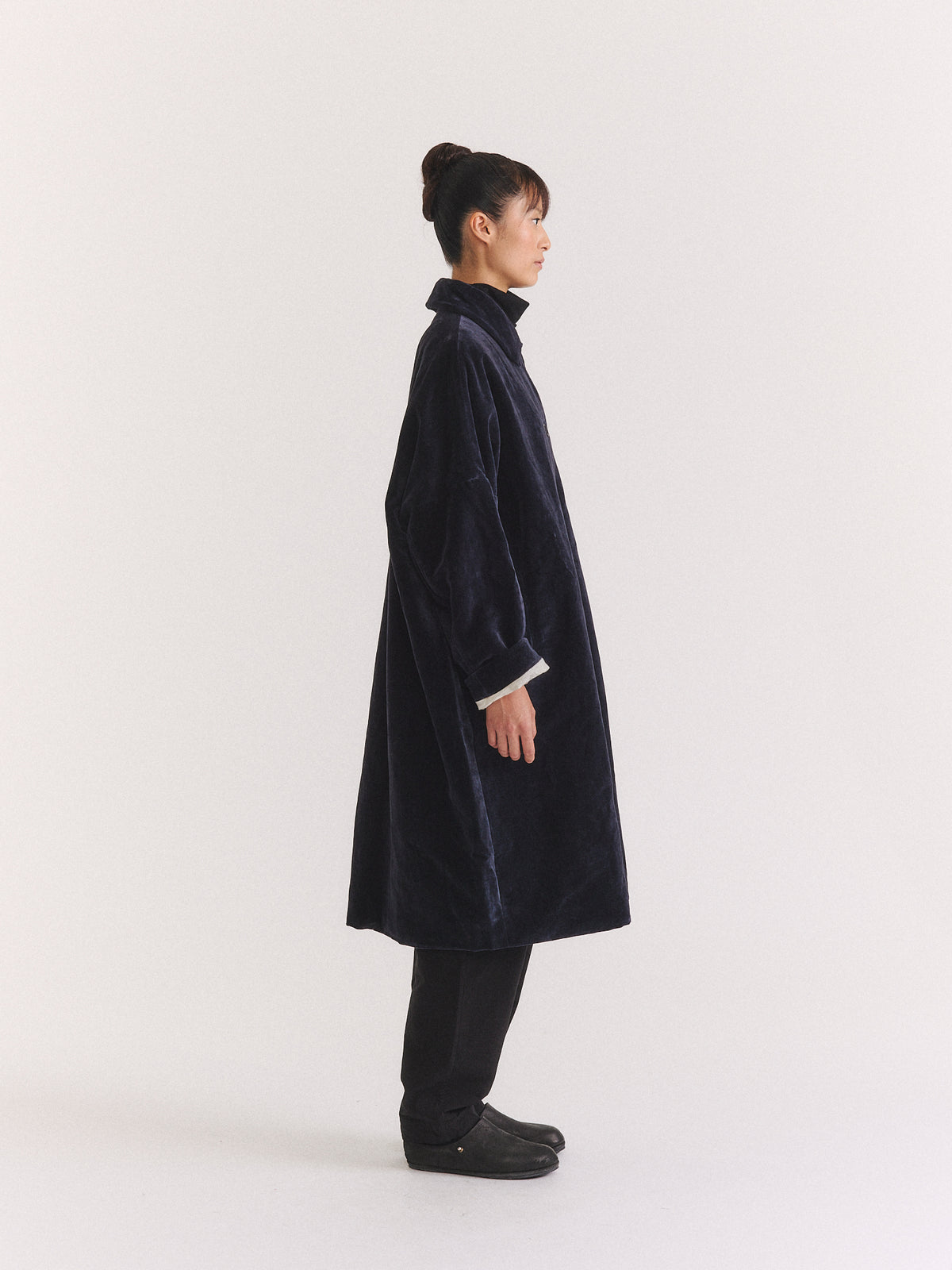 BIG BLOBBY COAT - MID VELVET - NAVY