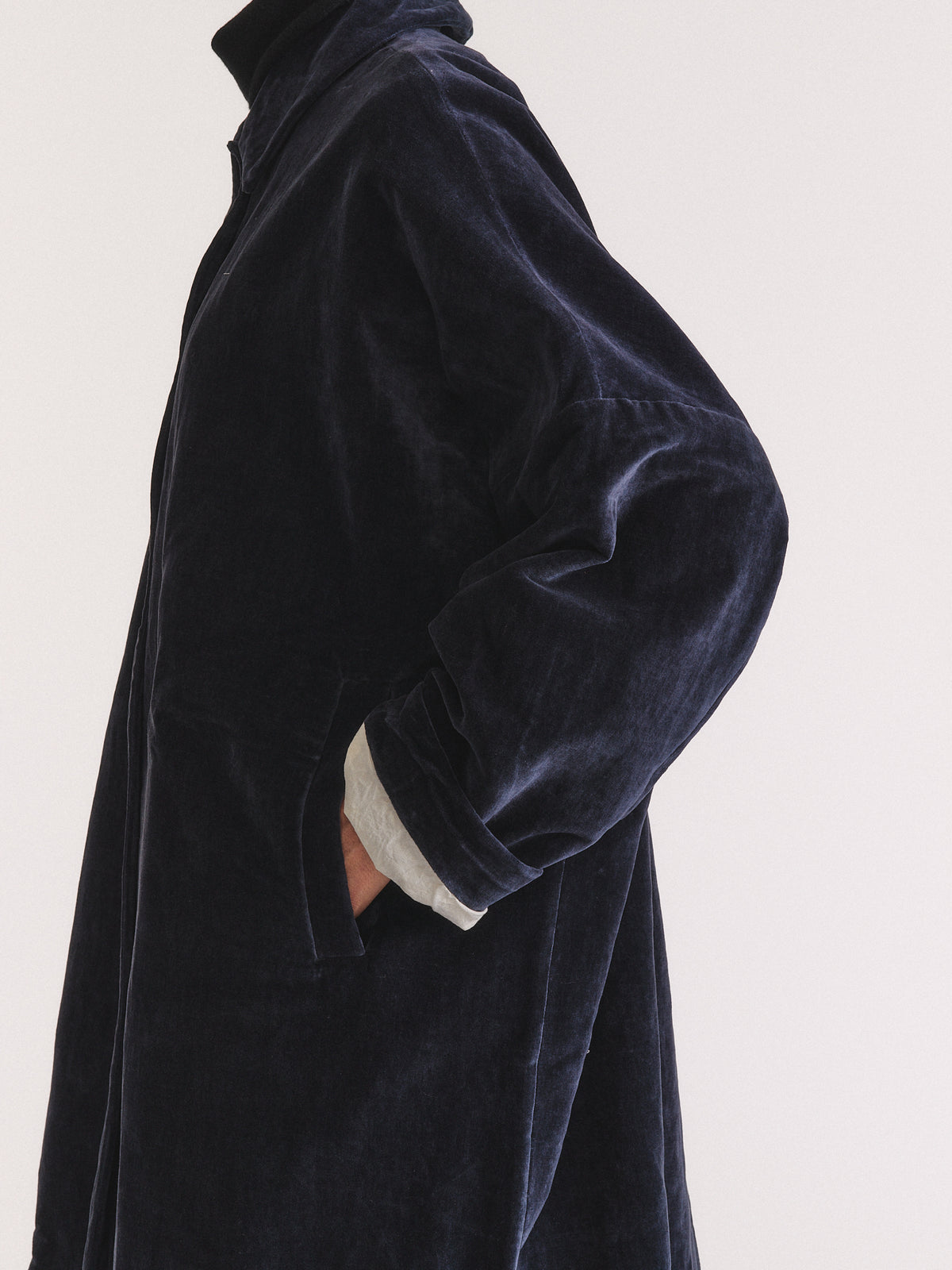 BIG BLOBBY COAT - MID VELVET - NAVY