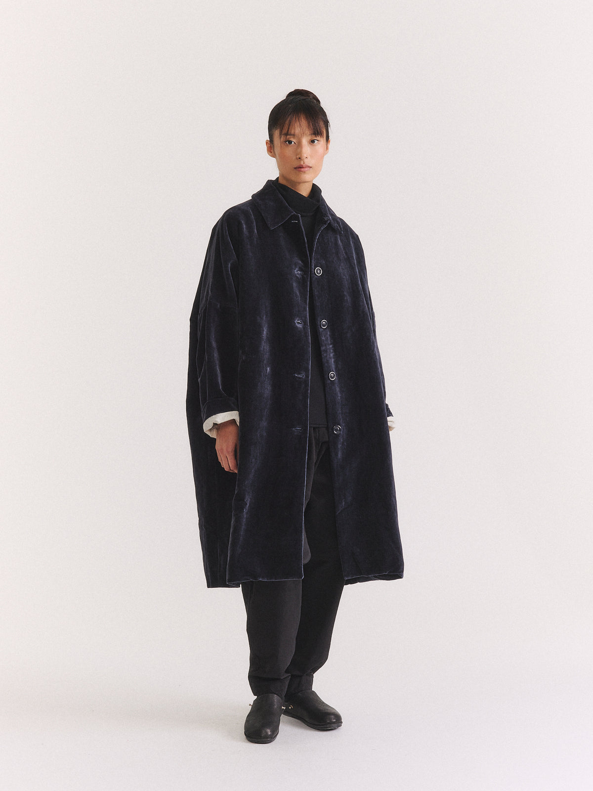 BIG BLOBBY COAT - MID VELVET - NAVY