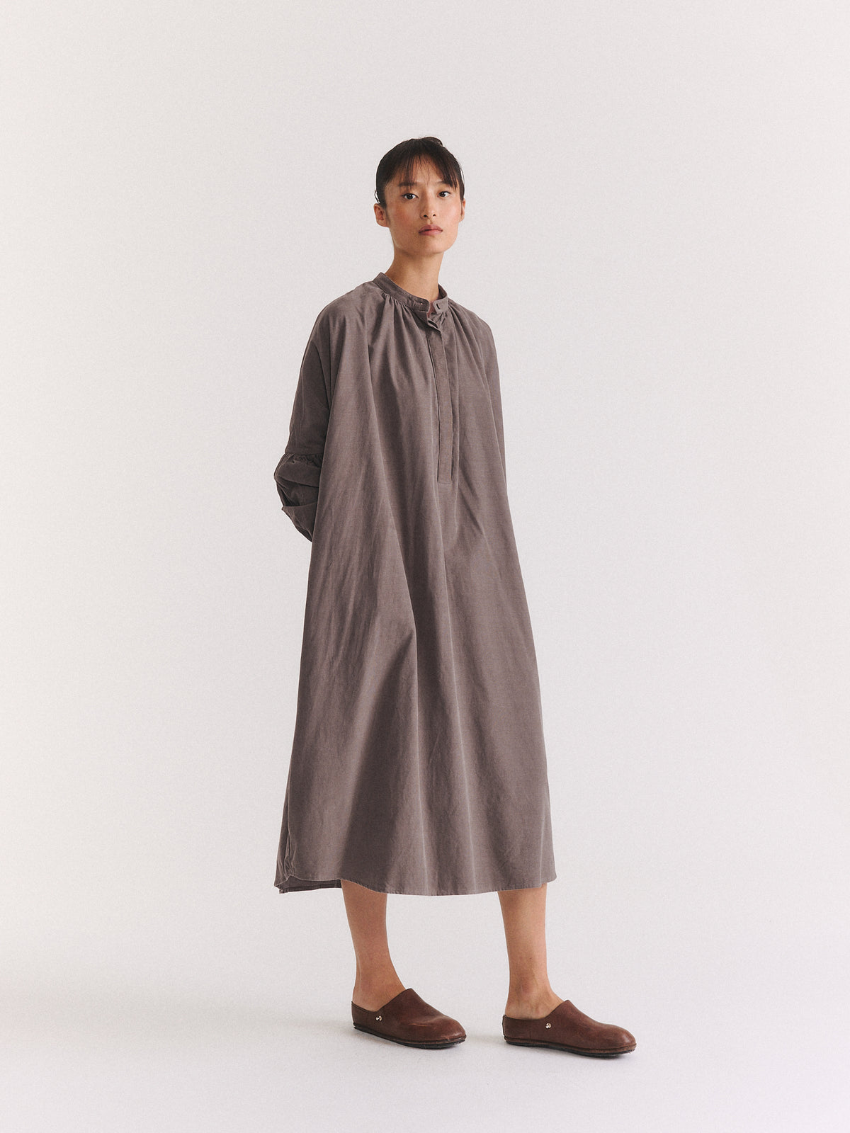 1901 DRESS - PIN CORD - LIGHT KHAKI