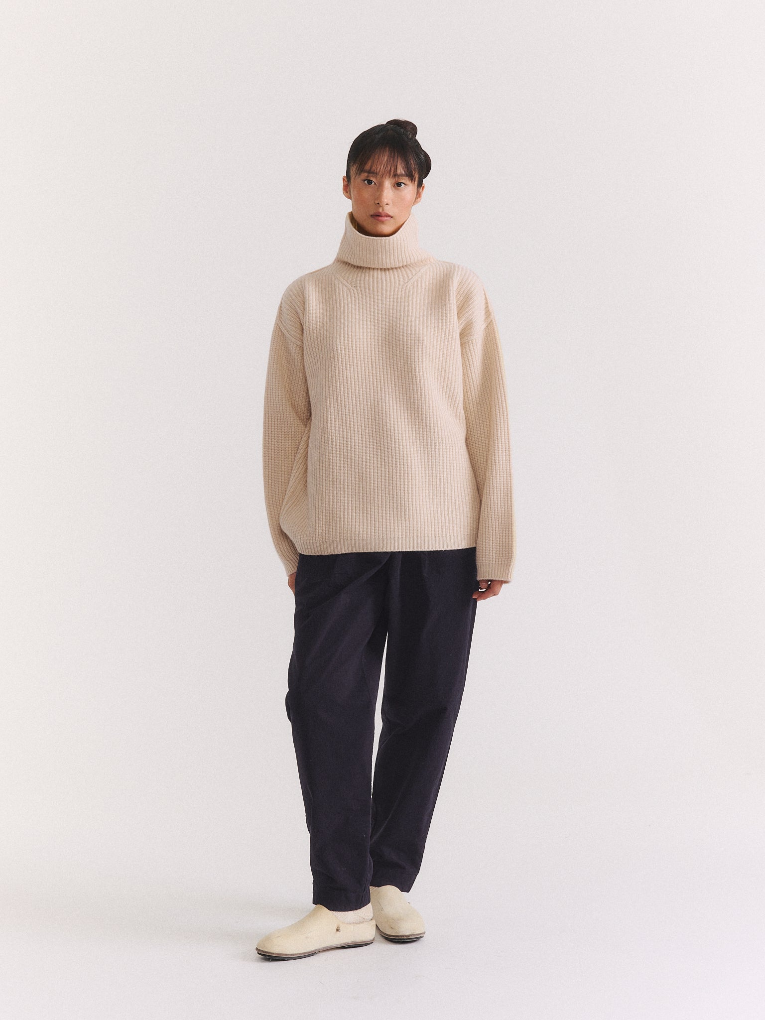 WOMEN / JERSEY & KNITWEAR – Casey Casey