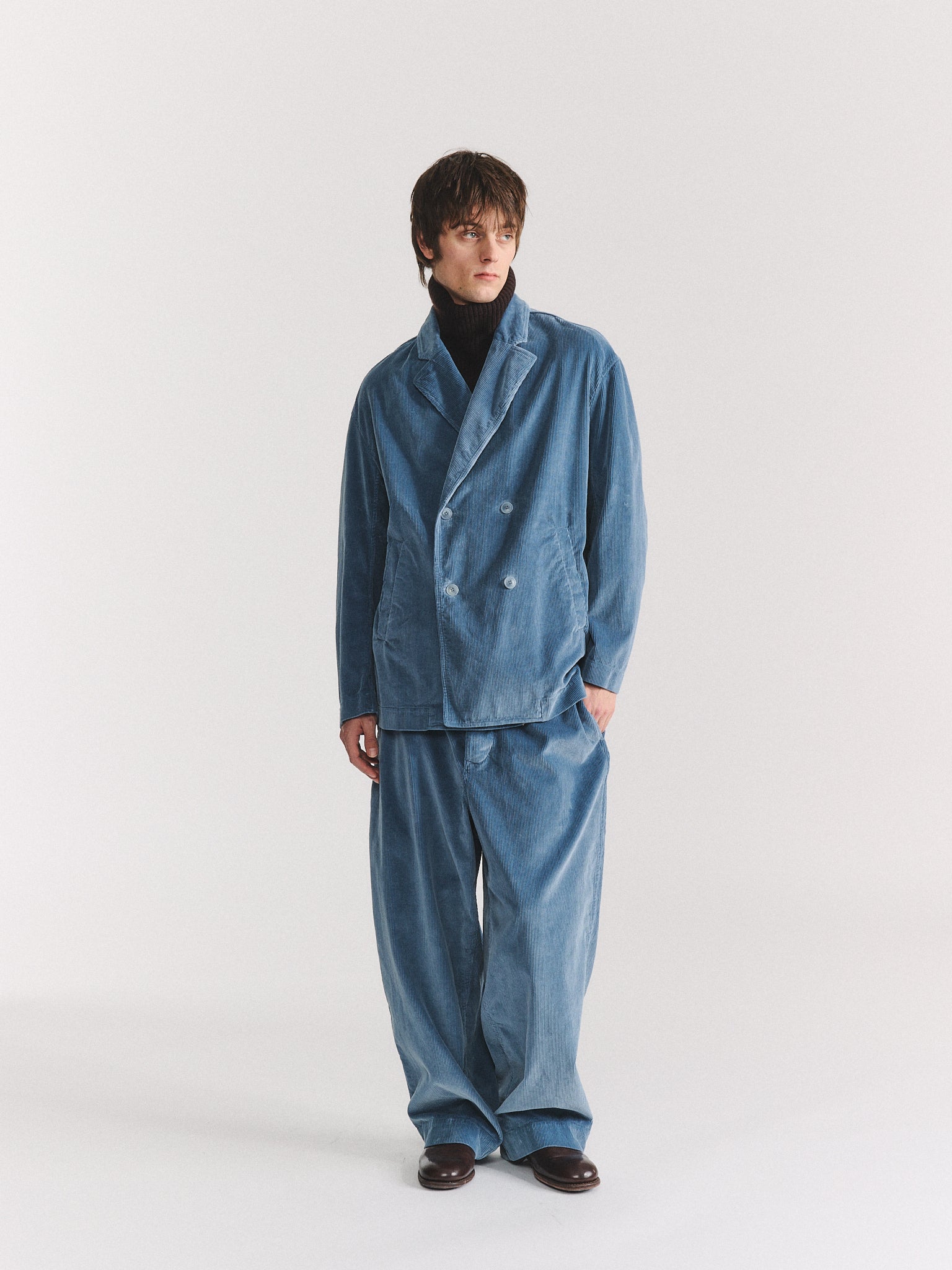 MENSWEAR – Casey Casey