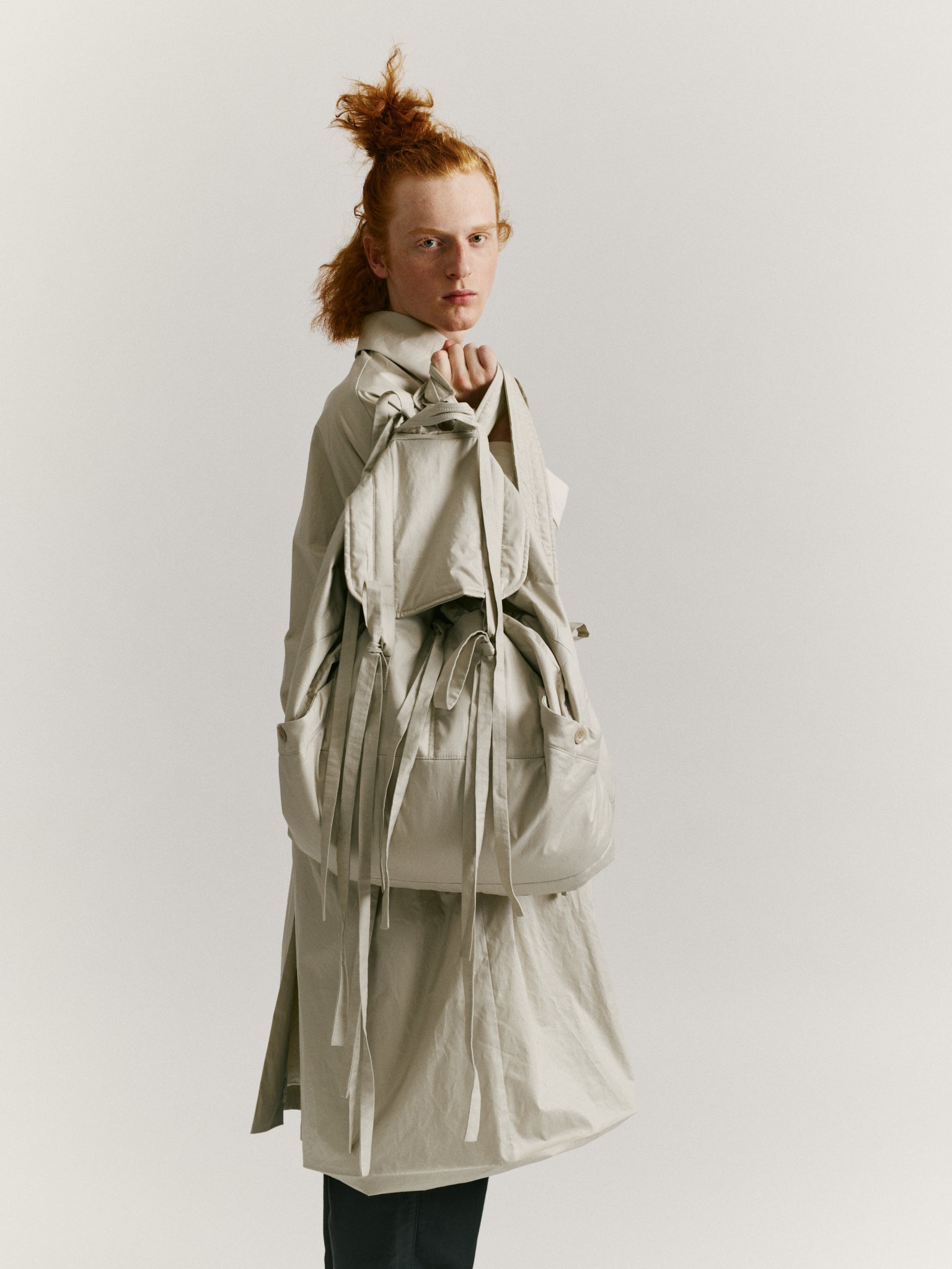 MILI BACK PACK - LACQUED - CONCRETE