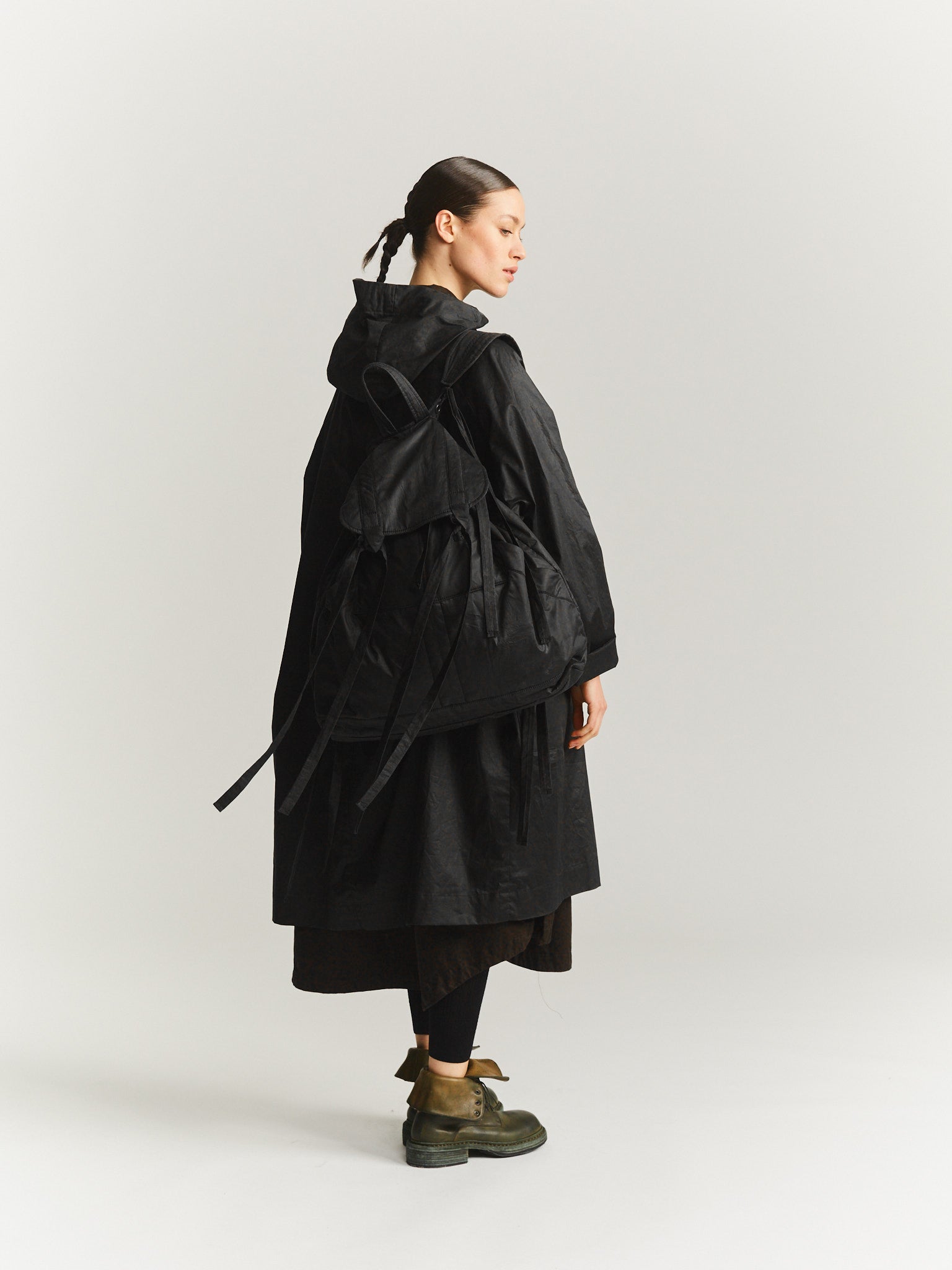 MILI BACKPACK - LACQED - BLACK