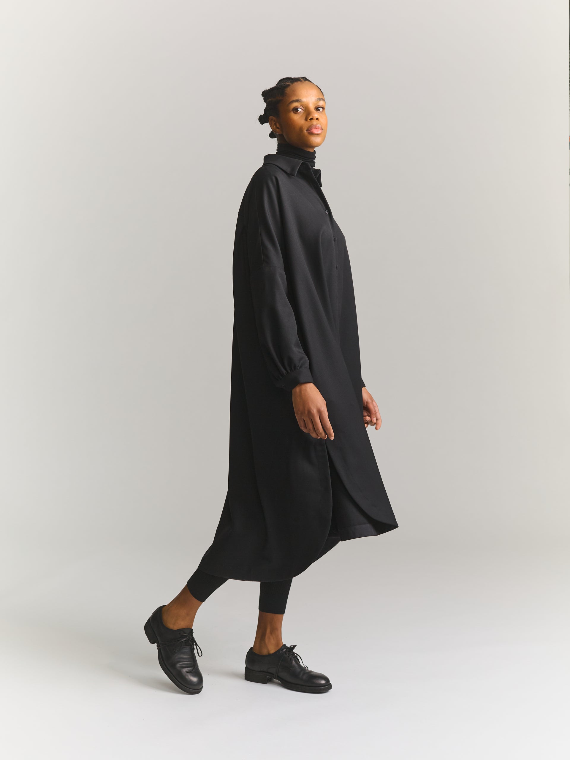 CHEMISE LONGUE YUKI - GABERDINE - NOIR