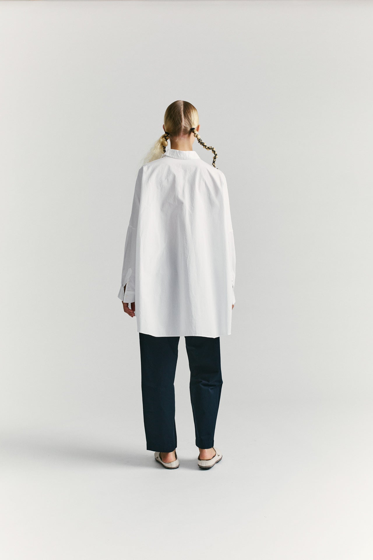 ATOMLESS LESS SHIRT - COT - WHITE