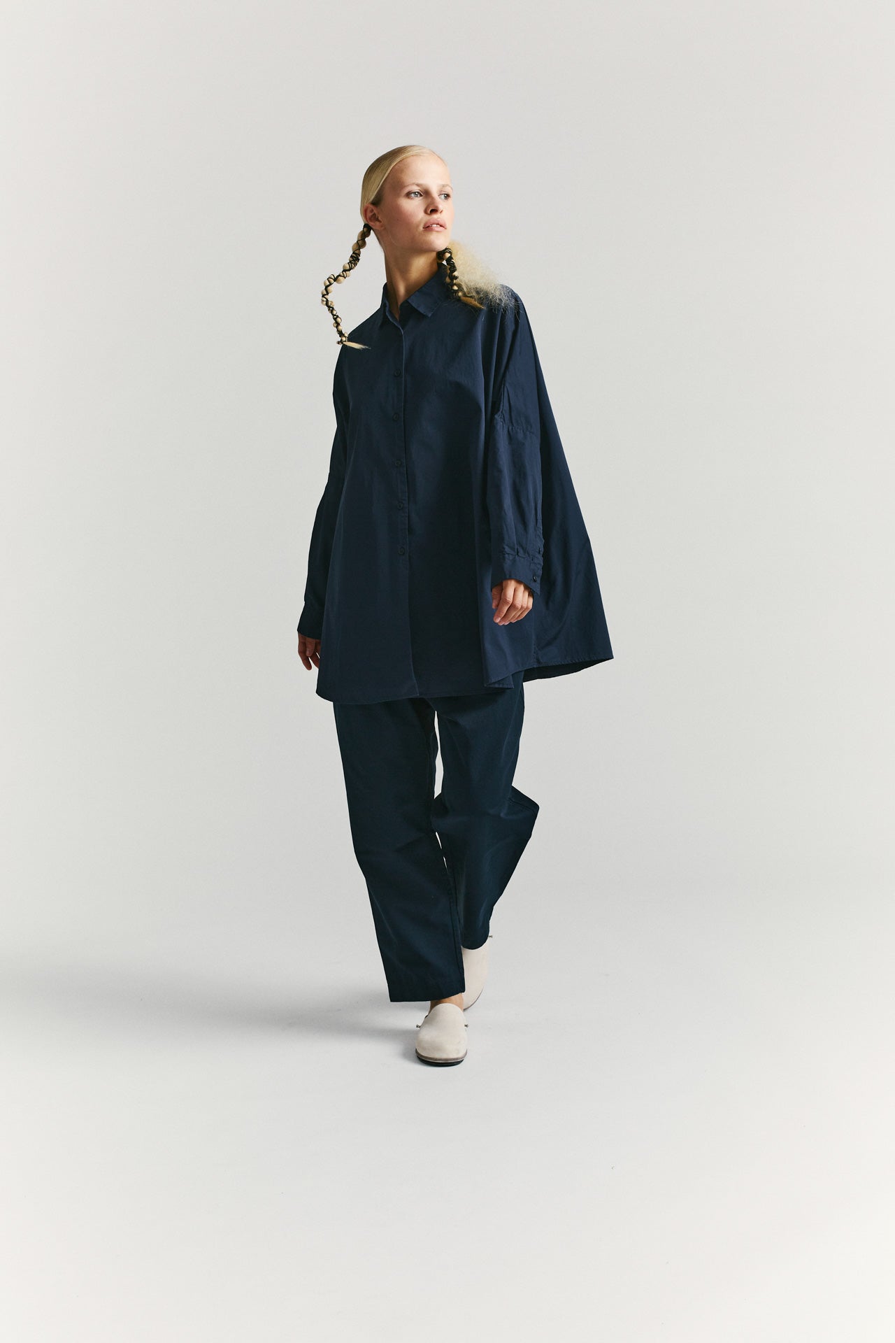 ATOMLESS LESS SHIRT - COT - NAVY