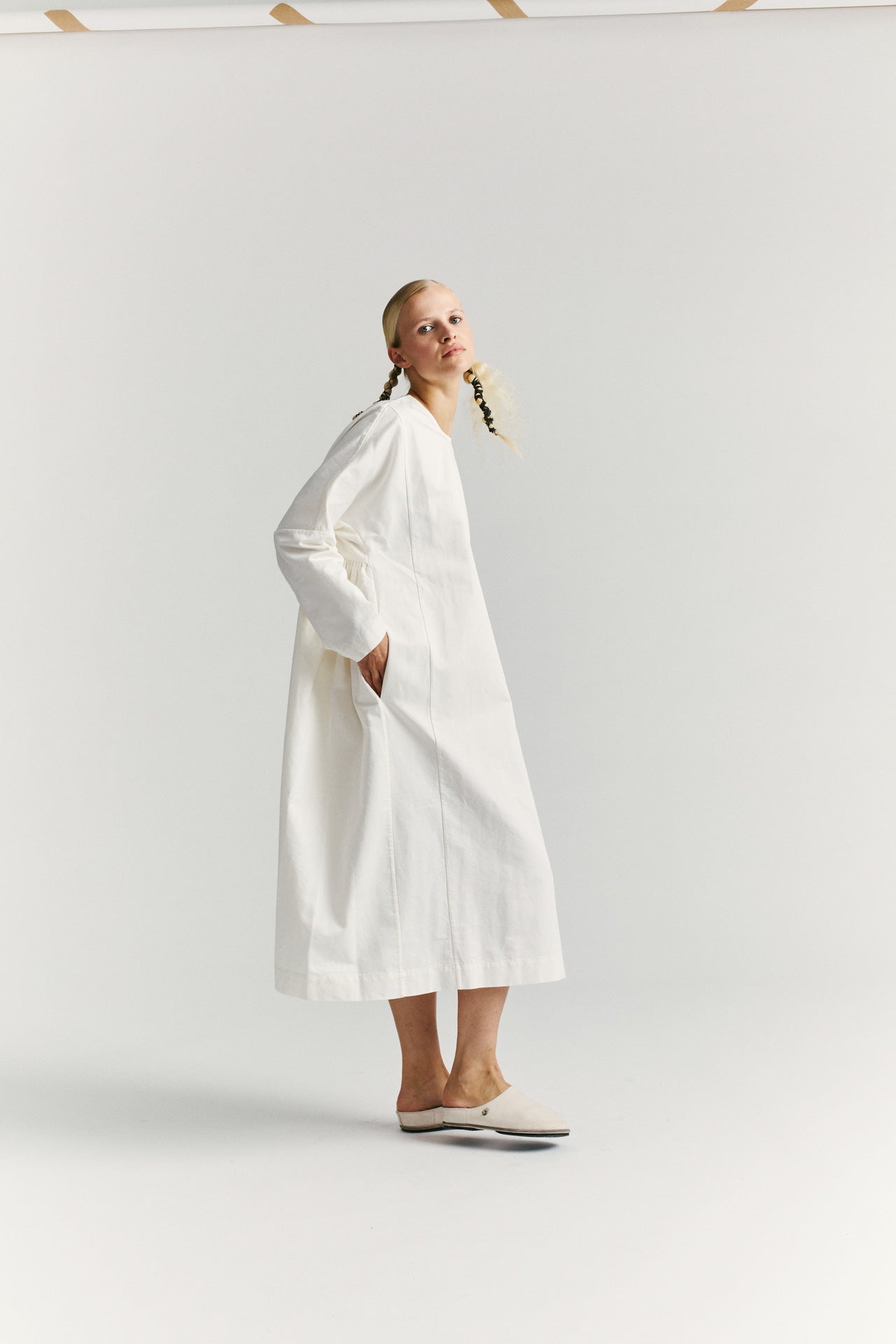 PYJ ROUCH DRESS - TWILL - WHITE