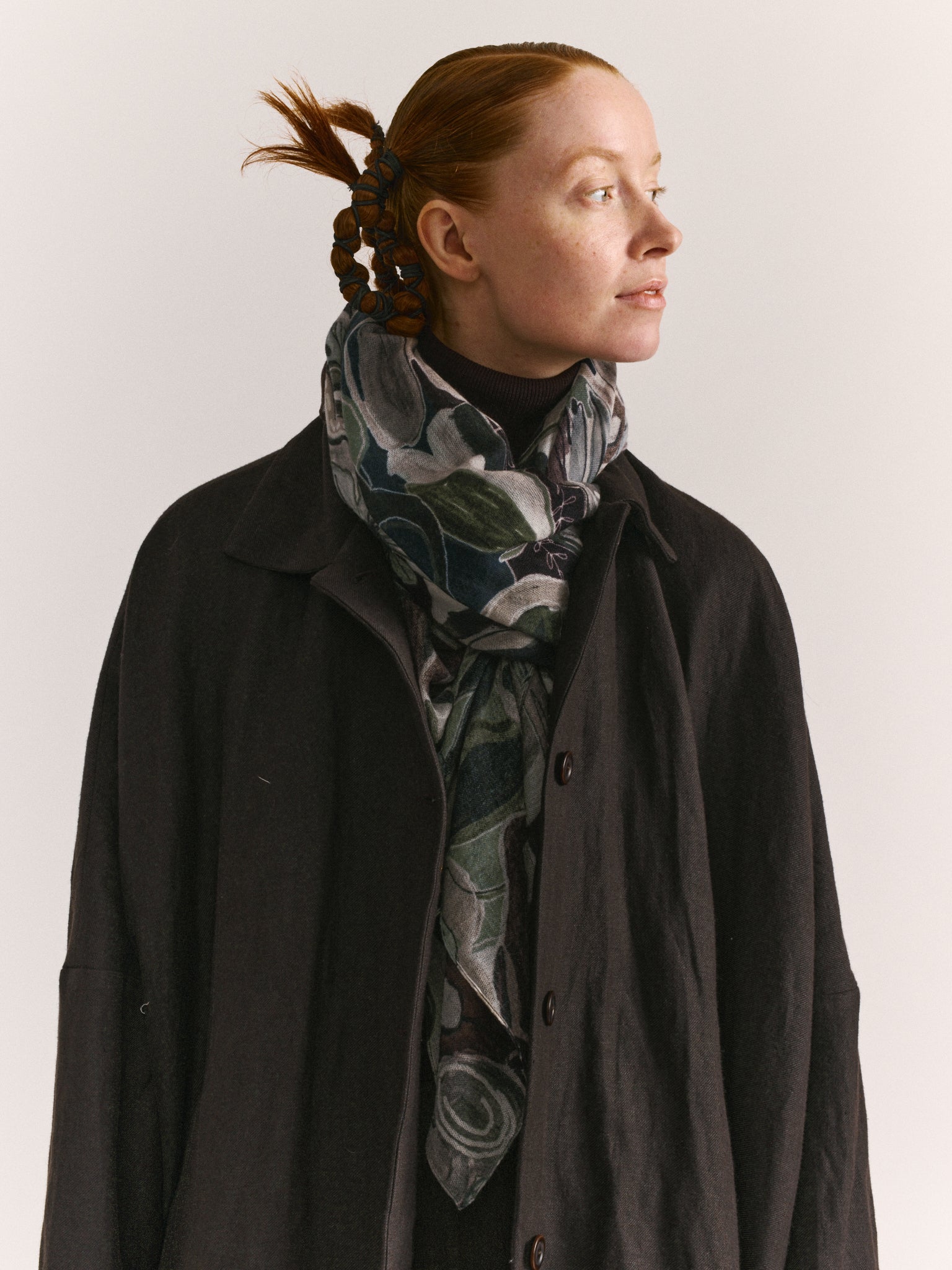 SQUARE SCARF - WOOL CASH - GREYS
