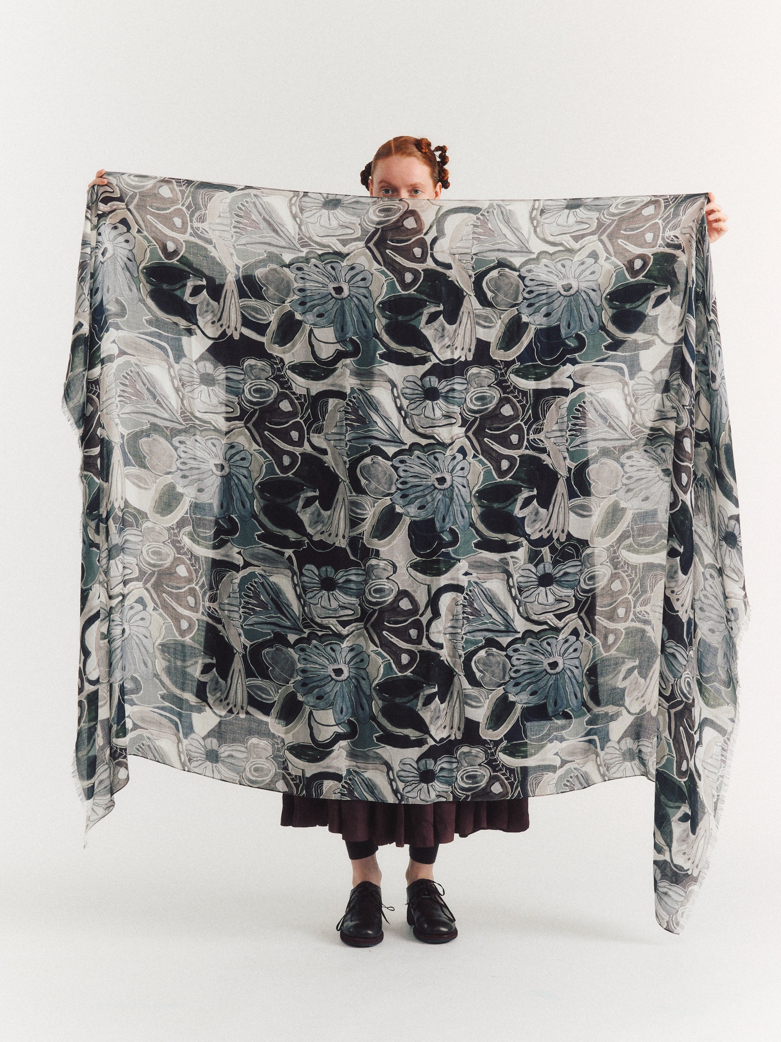 LONG SCARF - CASH SILK - GREYS