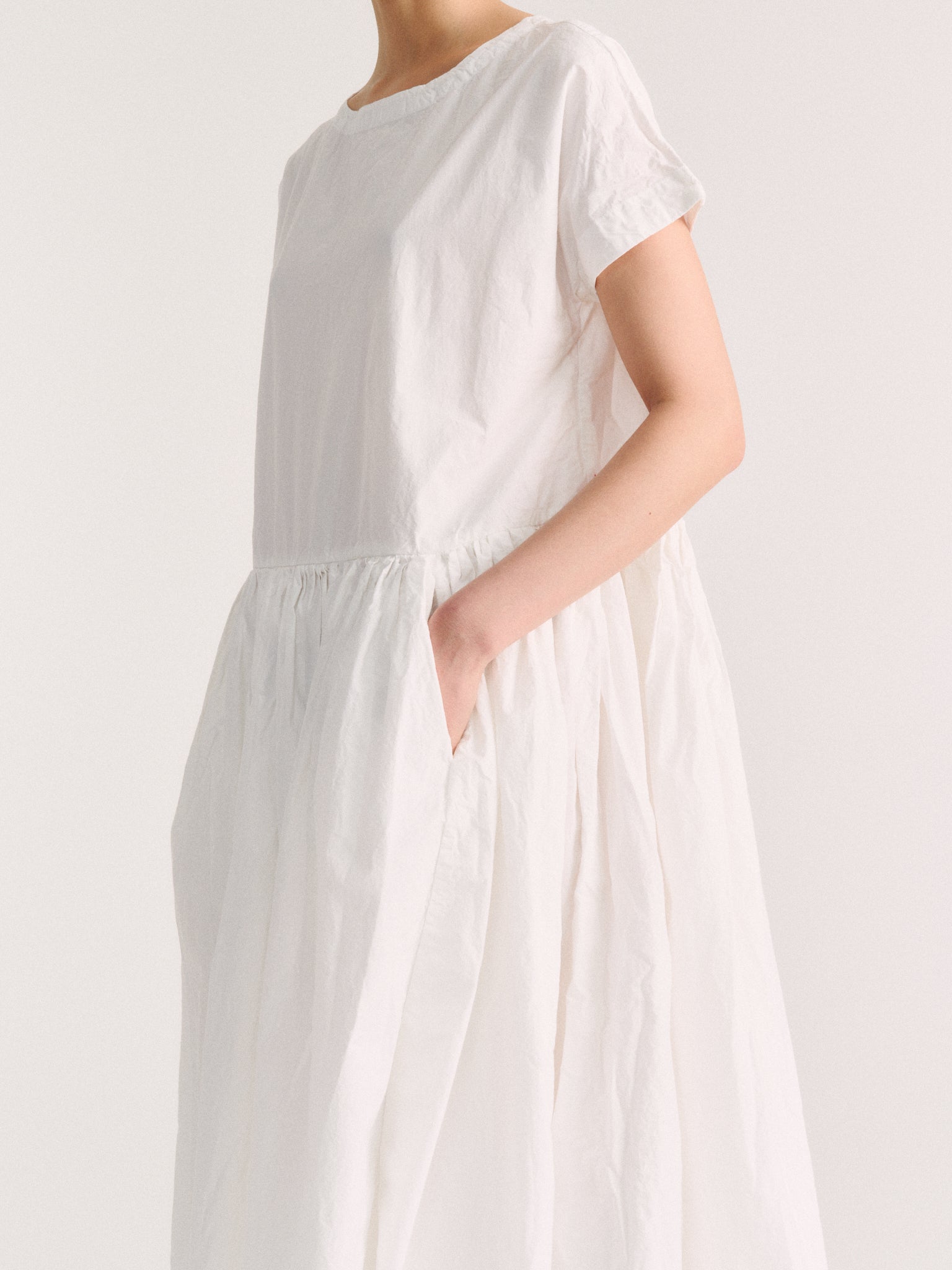 PASHA ROUCH DRESS - PAPER - WHITE