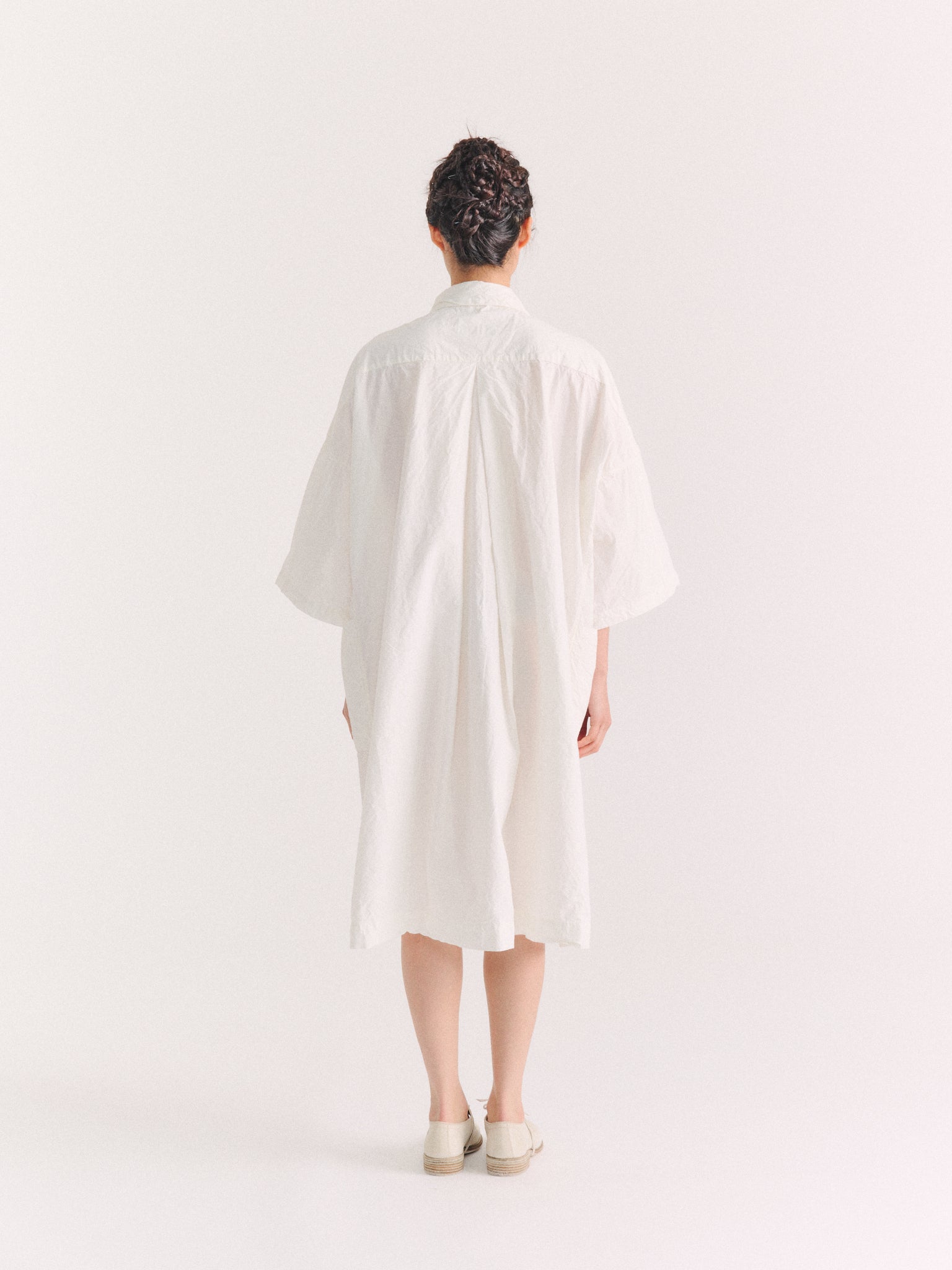 BIG T DRESS - PAPER - WHITE