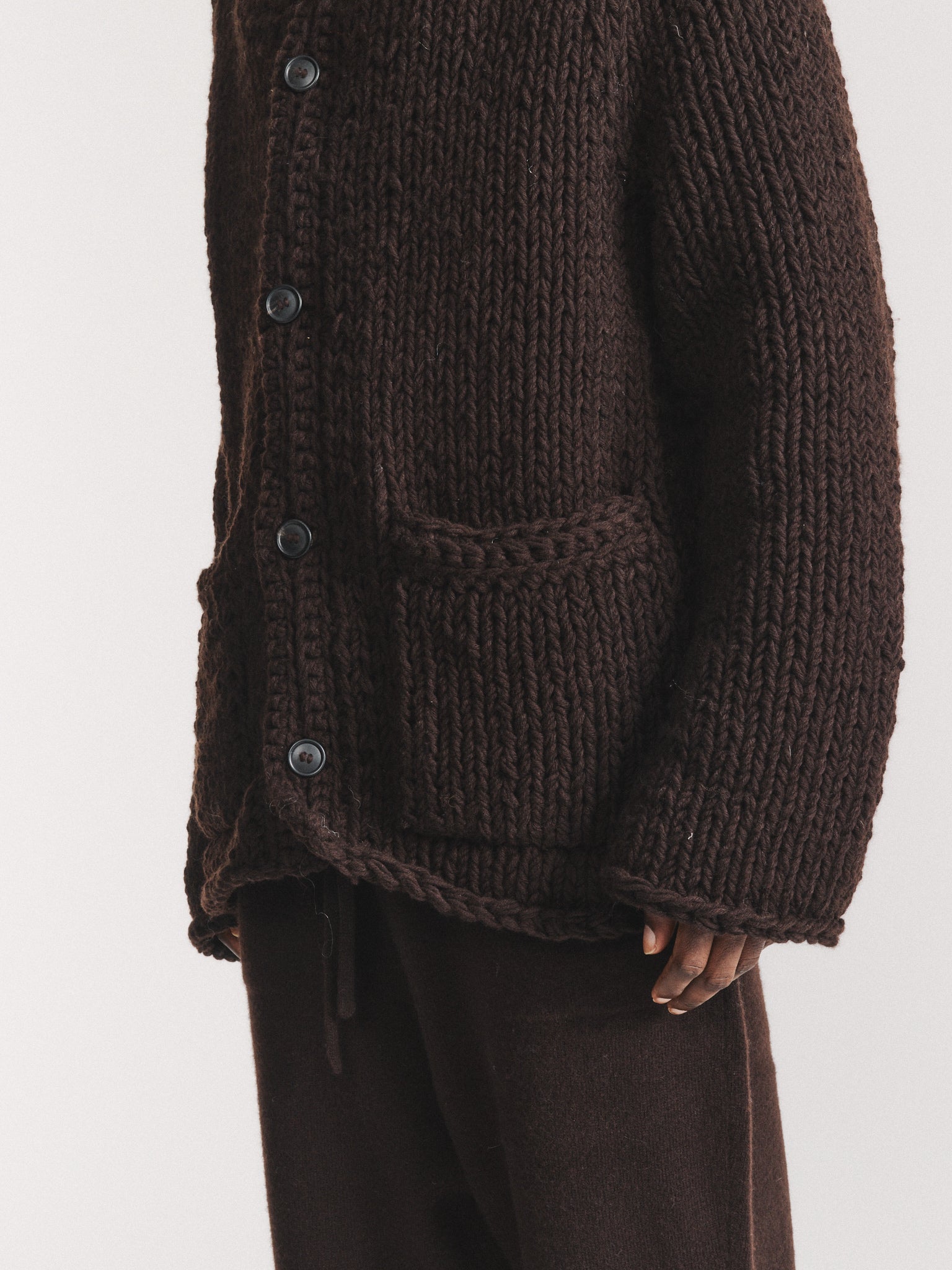 CAMILLE CARDIGAN - CHUNKY - EBONY