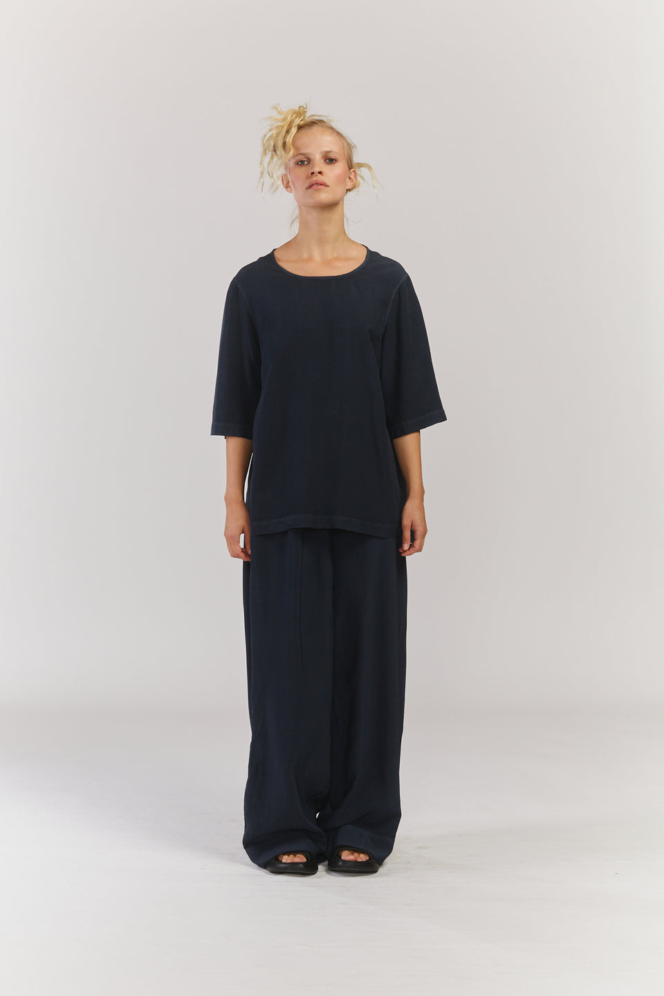 SIMPLE TOP - CUPRO - NAVY