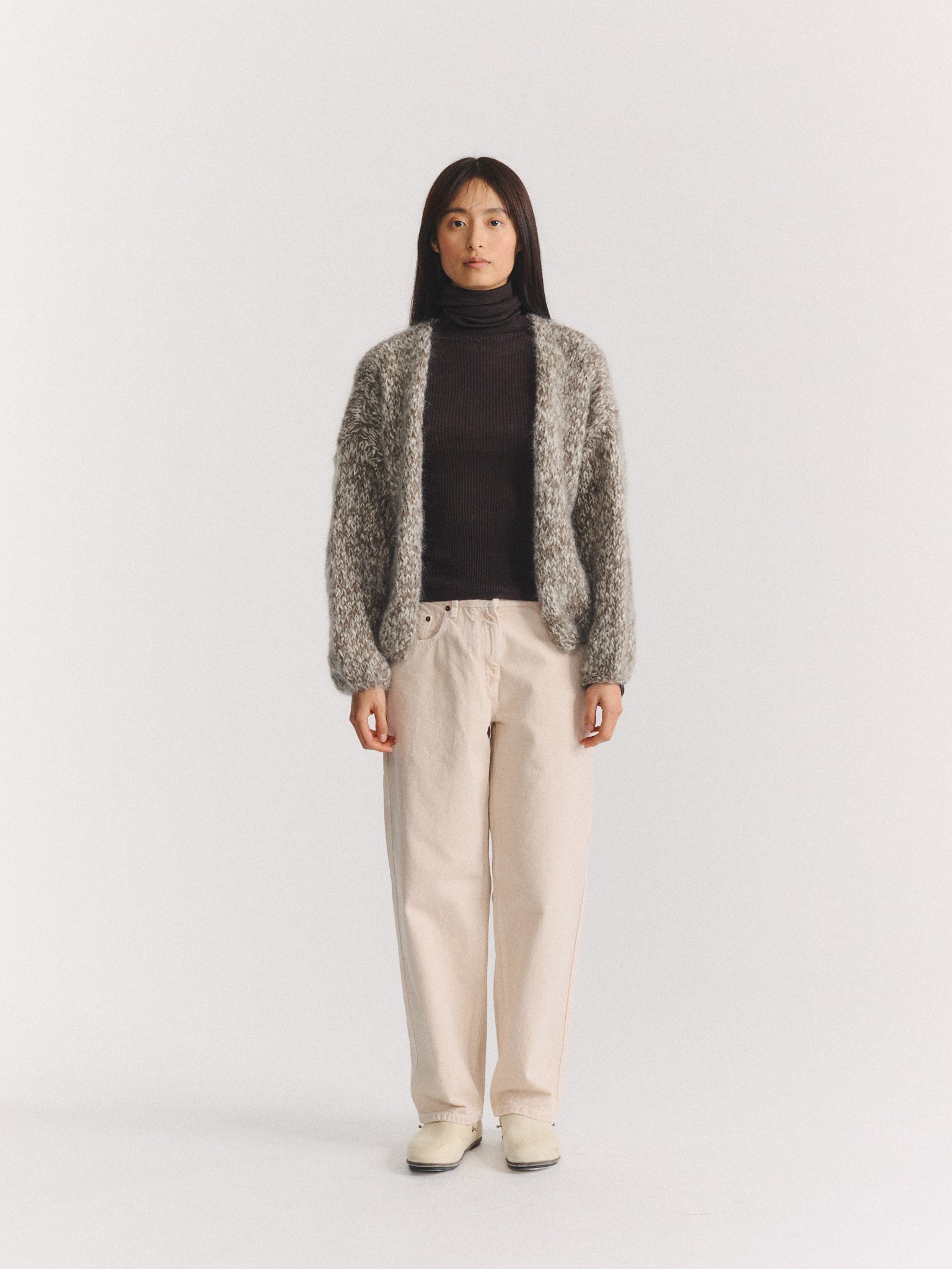 SHORT CARDIGAN - KHAKI/PORCELAIN