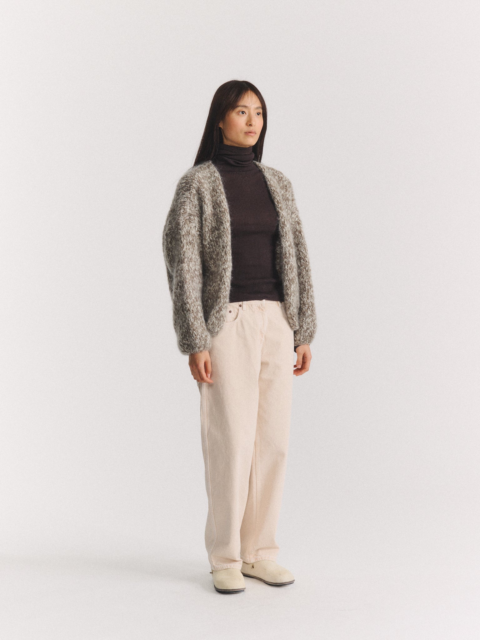 SHORT CARDIGAN - KHAKI/PORCELAIN