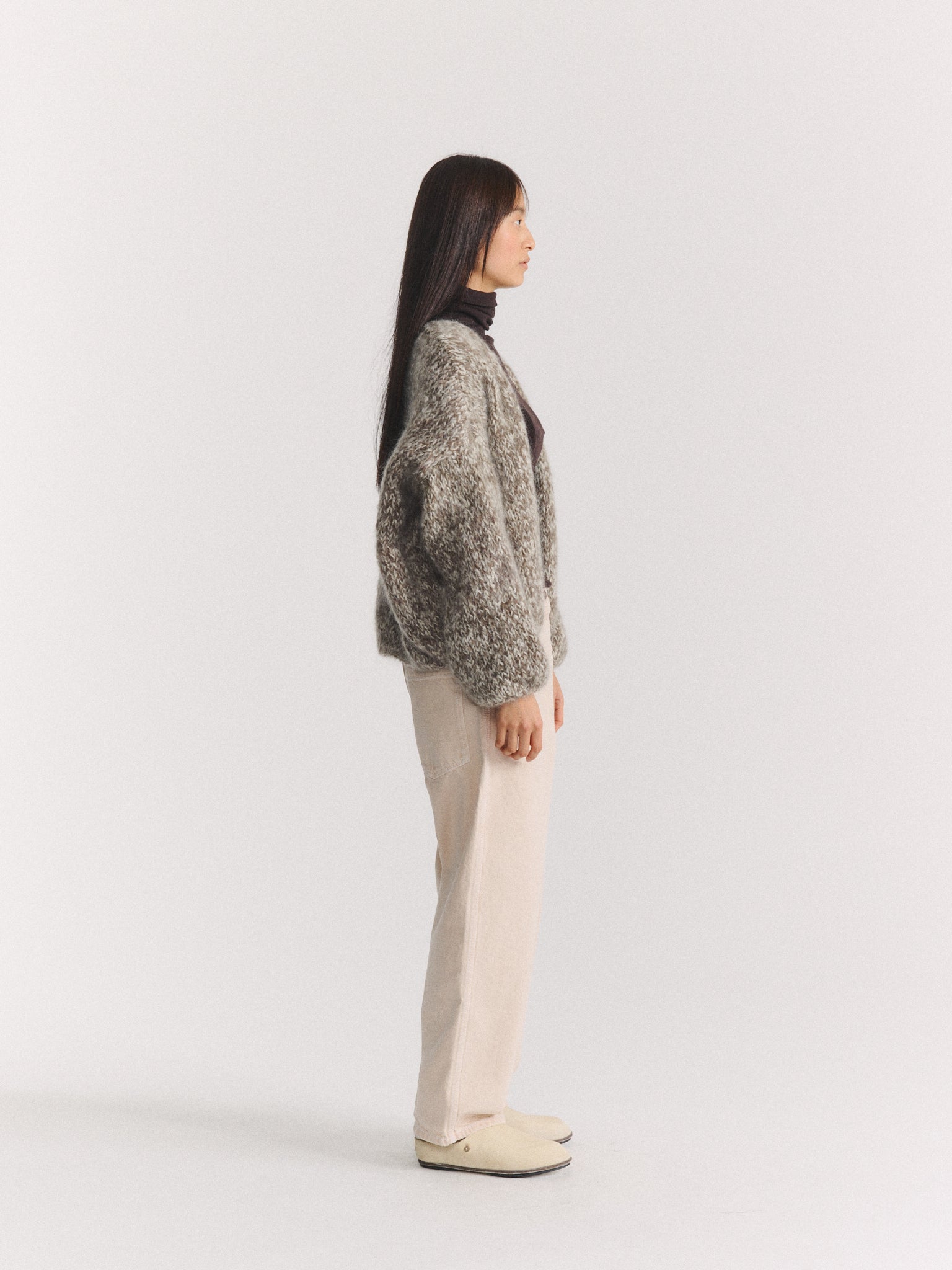 SHORT CARDIGAN - KHAKI/PORCELAIN