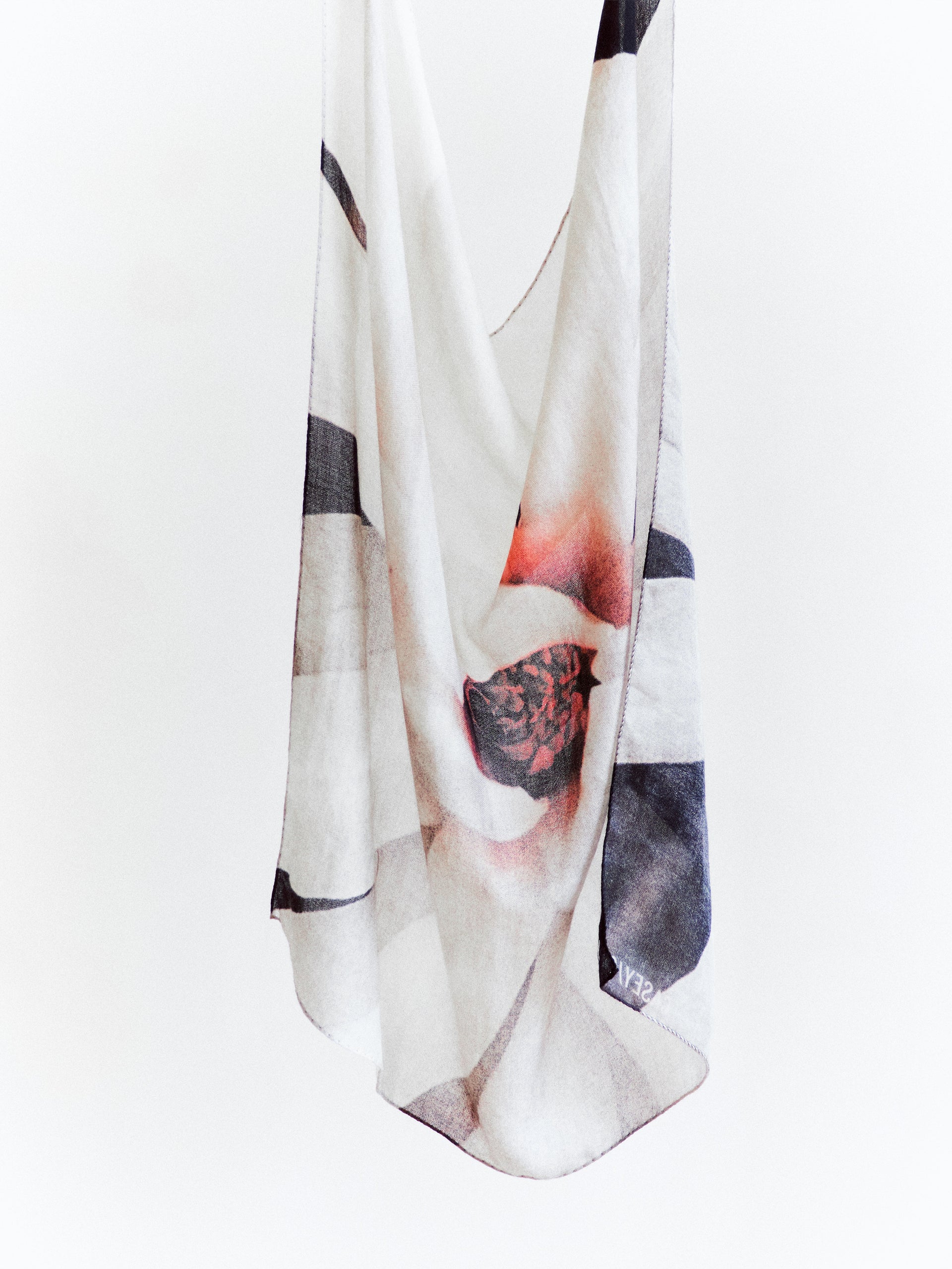SQUARE SCARF - SERIE 1 - CASHSILK - PETALS